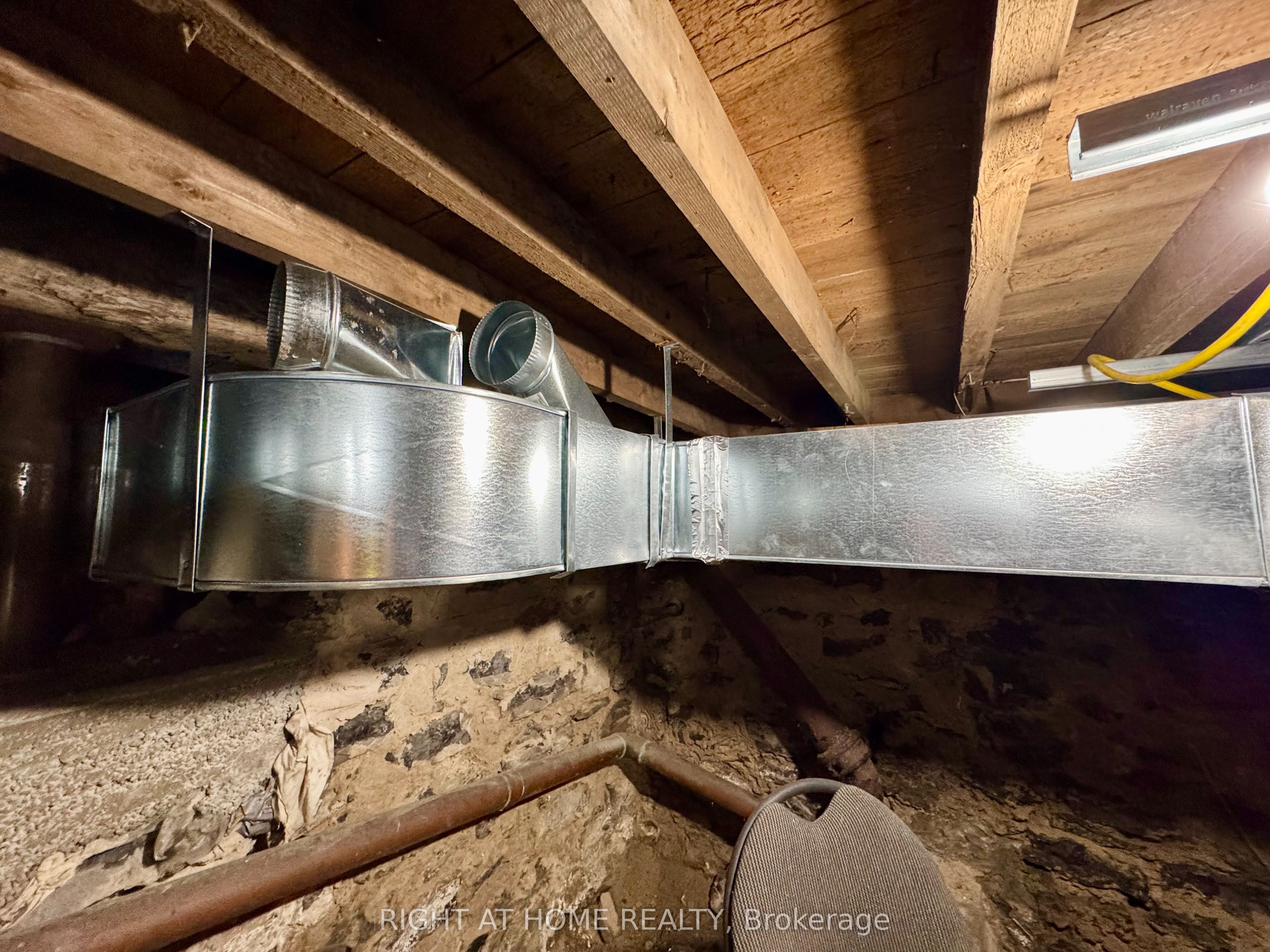 144 Waterloo Street Property Photo 9