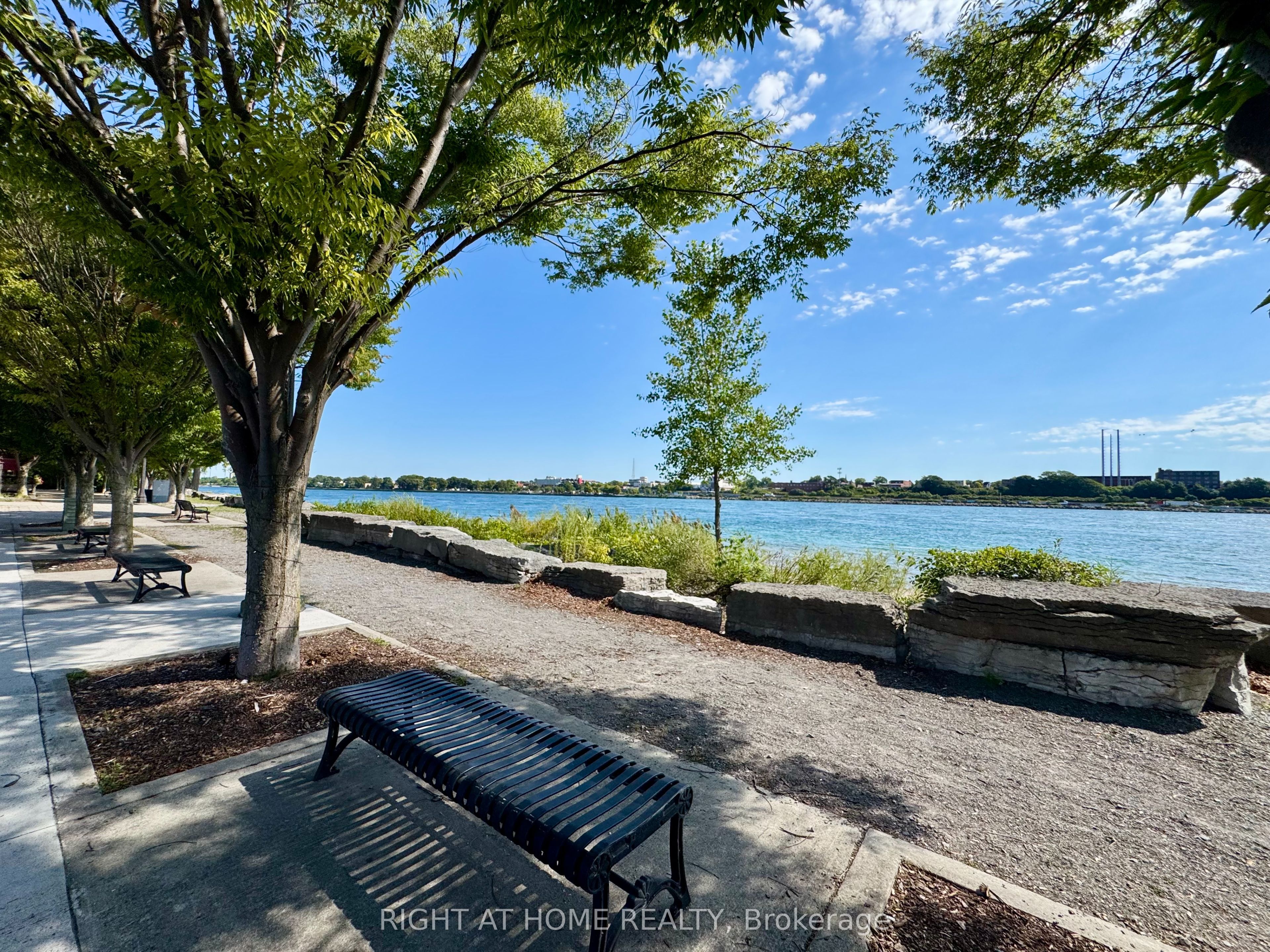 144 Waterloo Street Property Photo 12