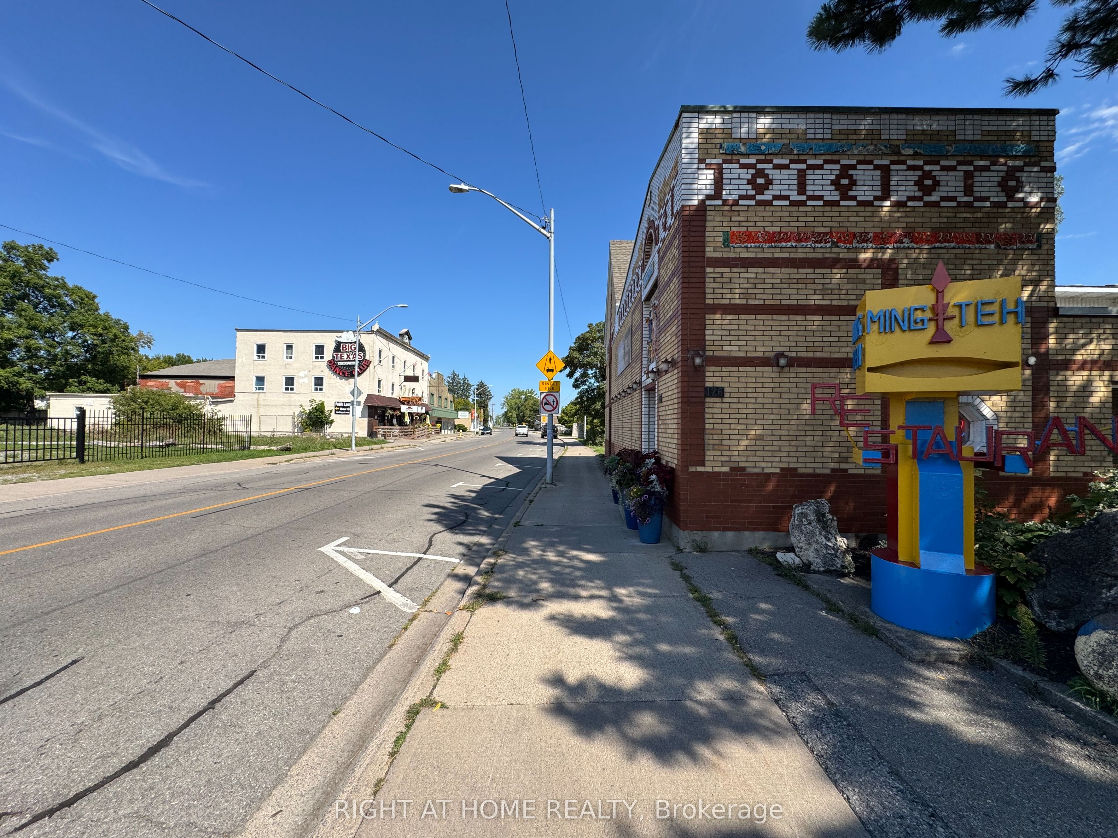 144 Waterloo Street Property Photo 17