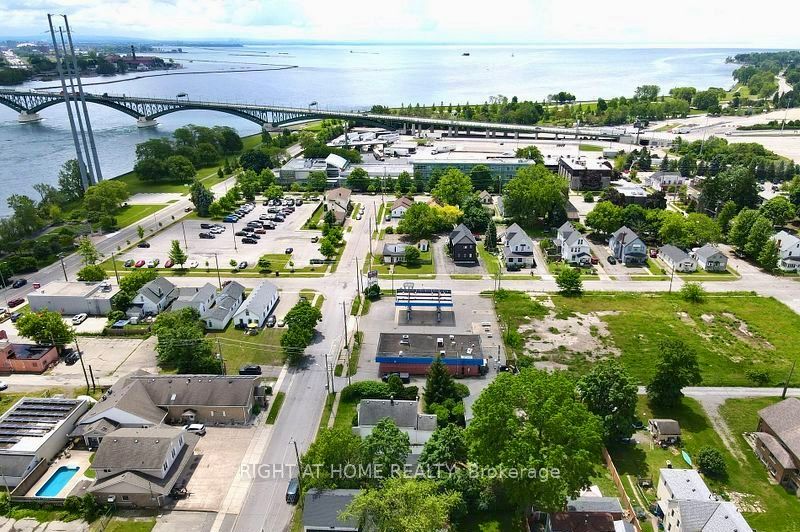 144 Waterloo Street Property Photo 26