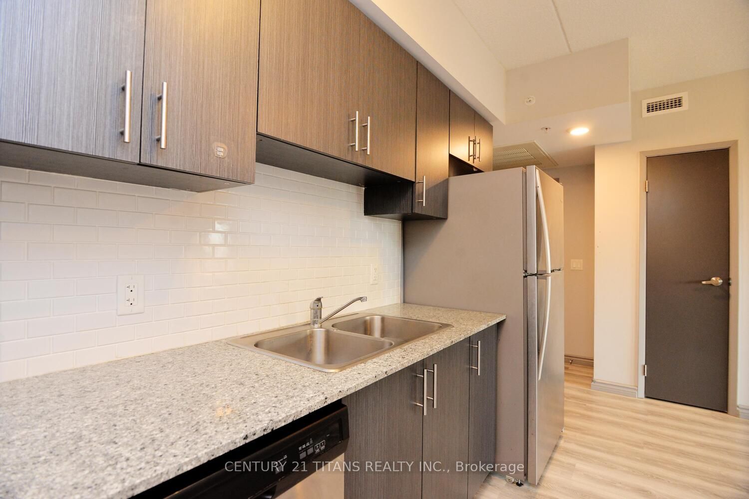 275 Larch Street G405 Property Photo 1