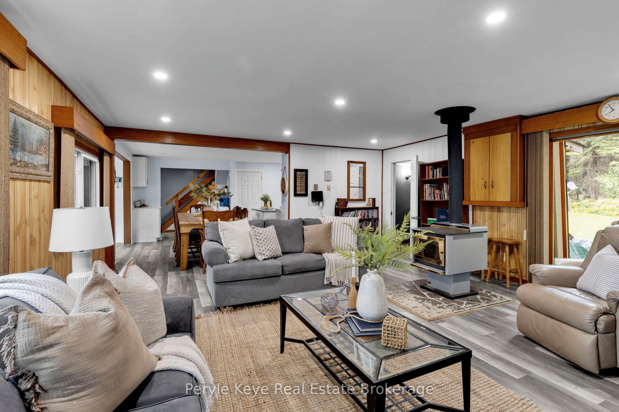 1025 & 1027 Big Island Road Property Photo 16