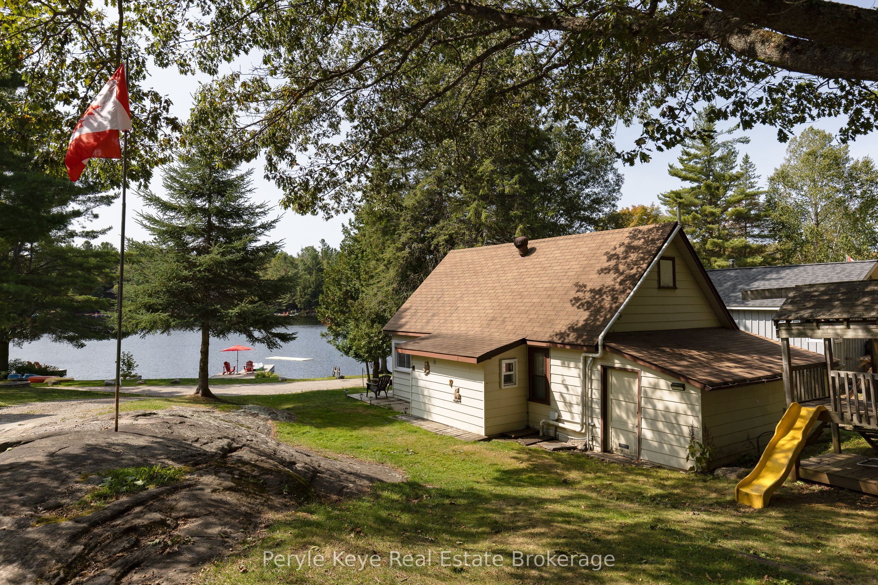 1025 & 1027 Big Island Road Property Photo 27