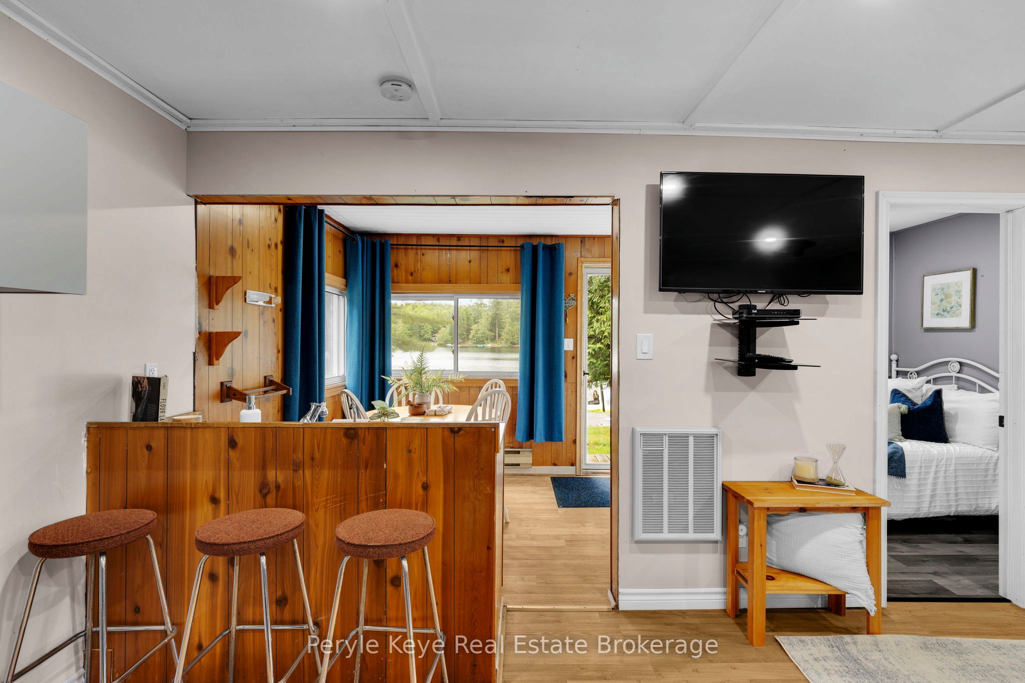 1025 & 1027 Big Island Road Property Photo 30