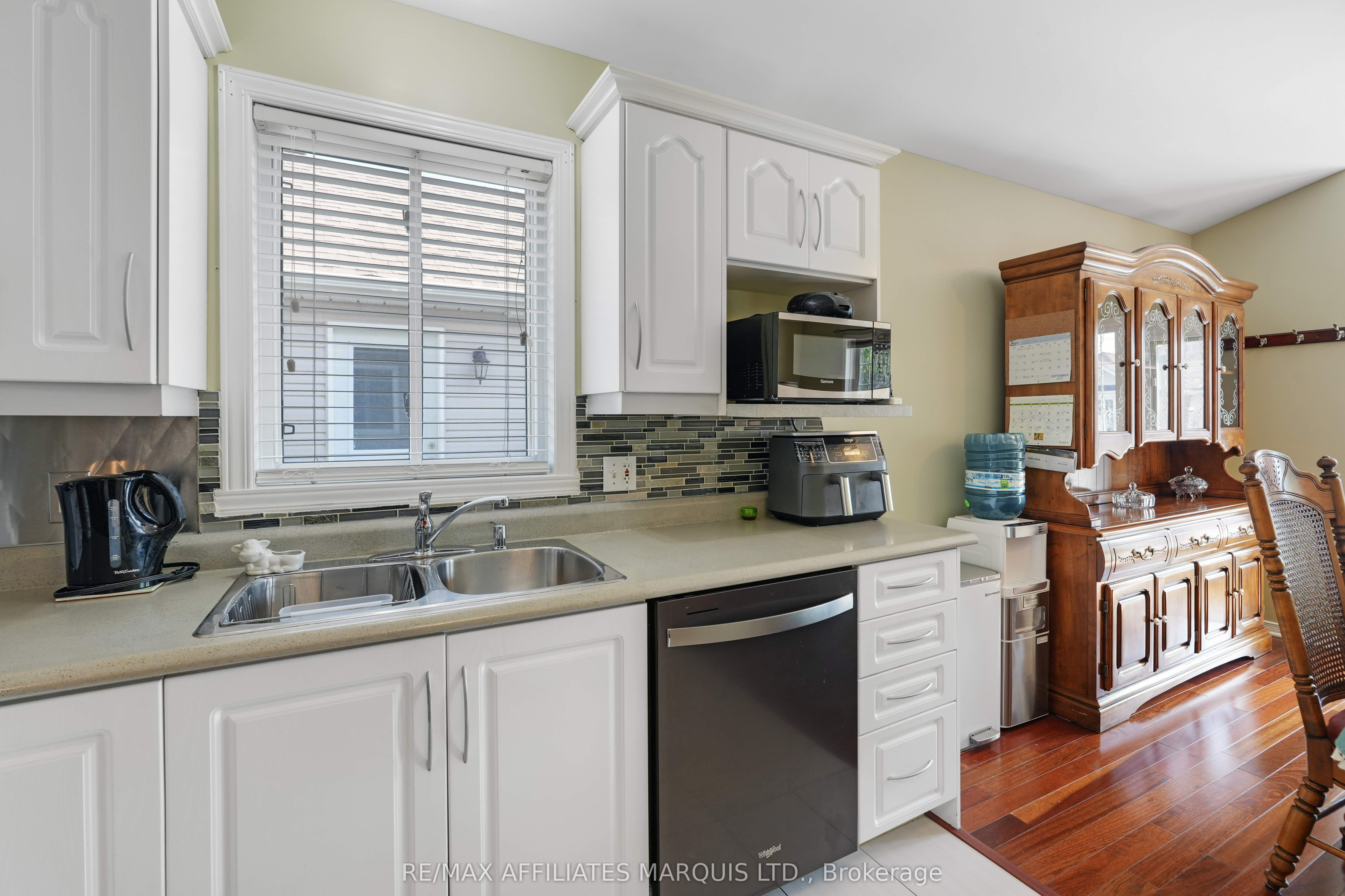 1518 Frank Court Property Photo 6