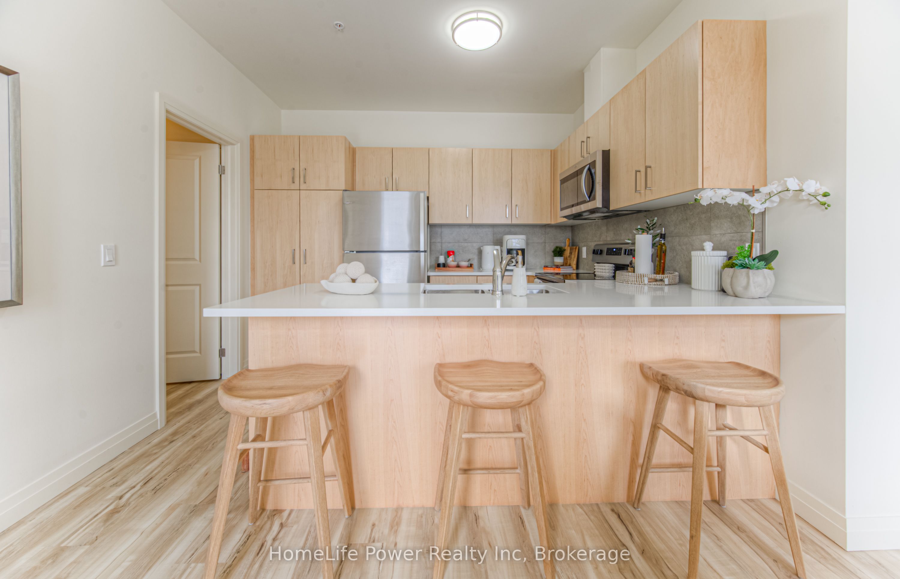 301 Westmount Road 205 Property Photo 4