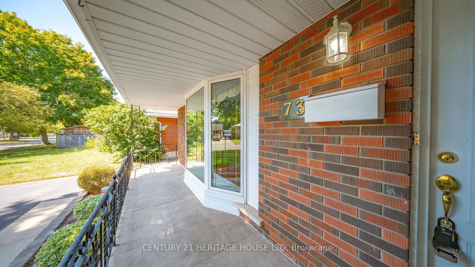 73 Pusey Boulevard Property Photo 5