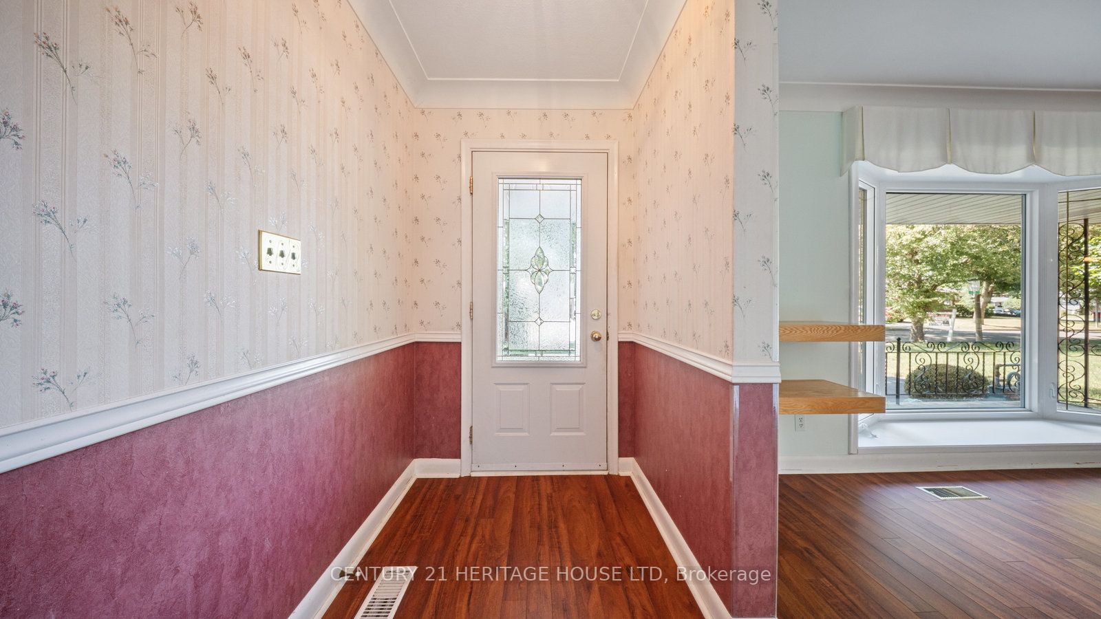 73 Pusey Boulevard Property Photo 7