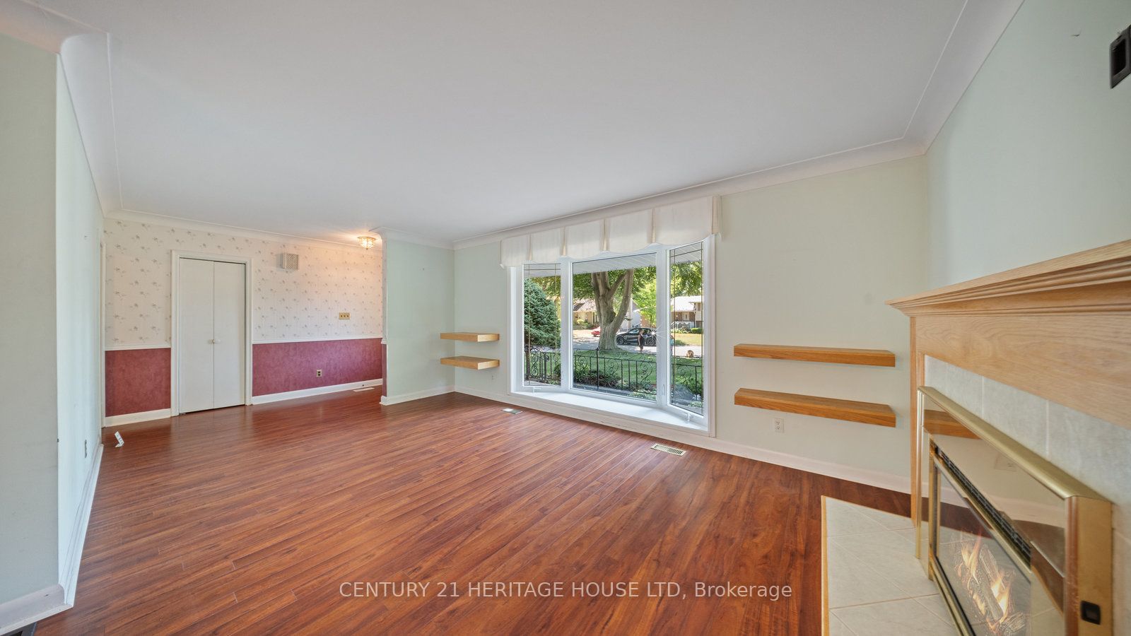 73 Pusey Boulevard Property Photo 10