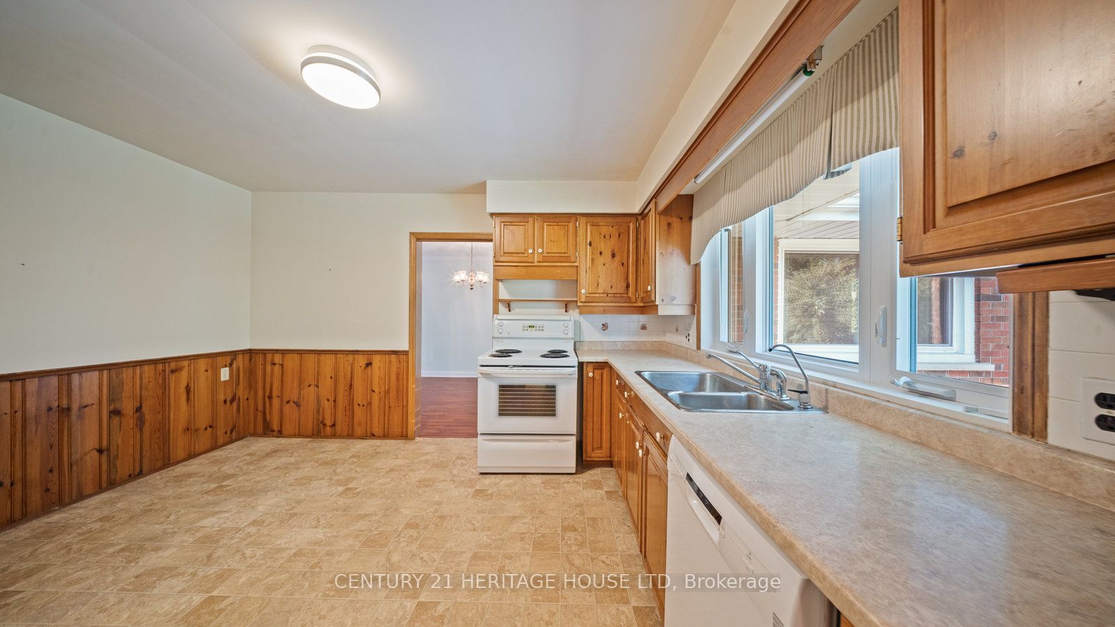 73 Pusey Boulevard Property Photo 18