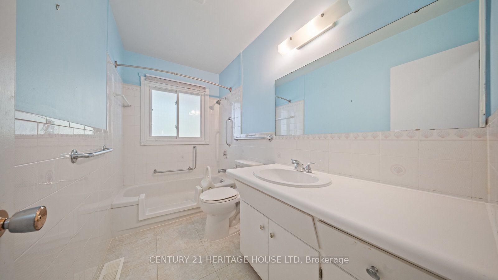 73 Pusey Boulevard Property Photo 20