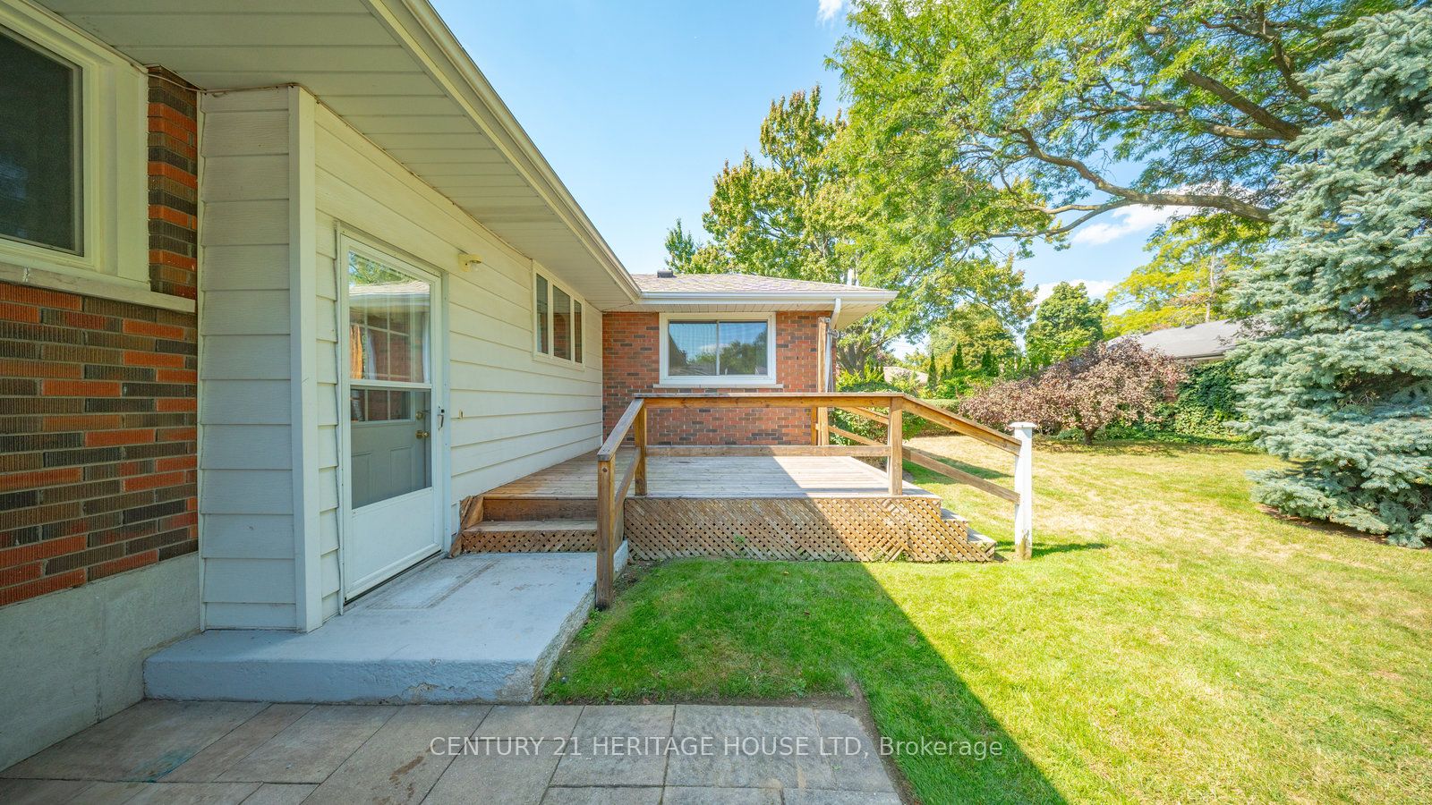 73 Pusey Boulevard Property Photo 32