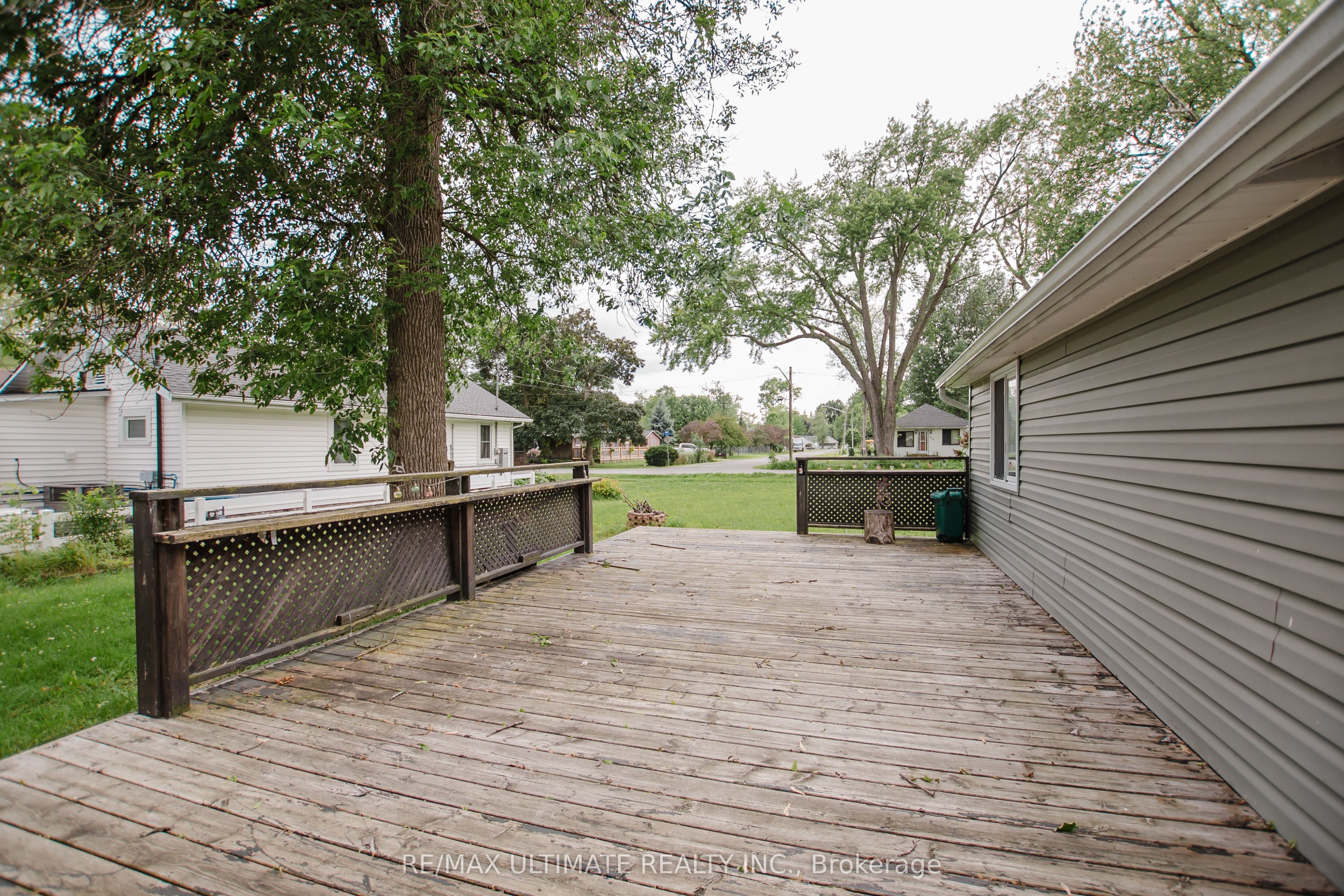 372 Helen Street Property Photo 21