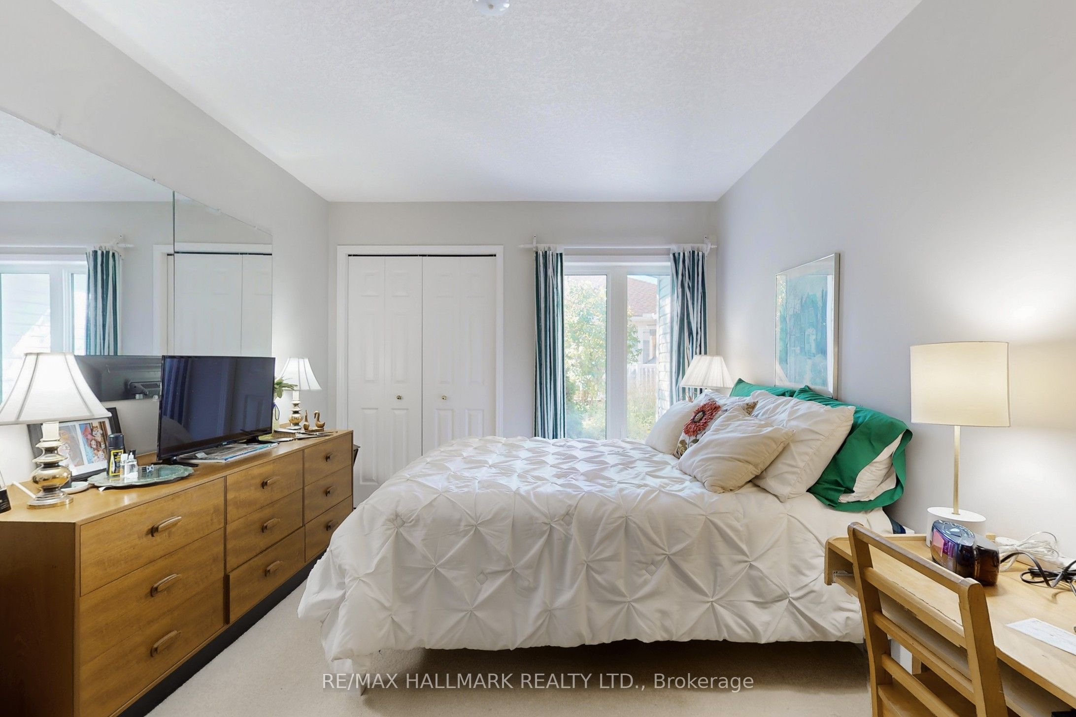 8 Greenfield Place Property Photo 20