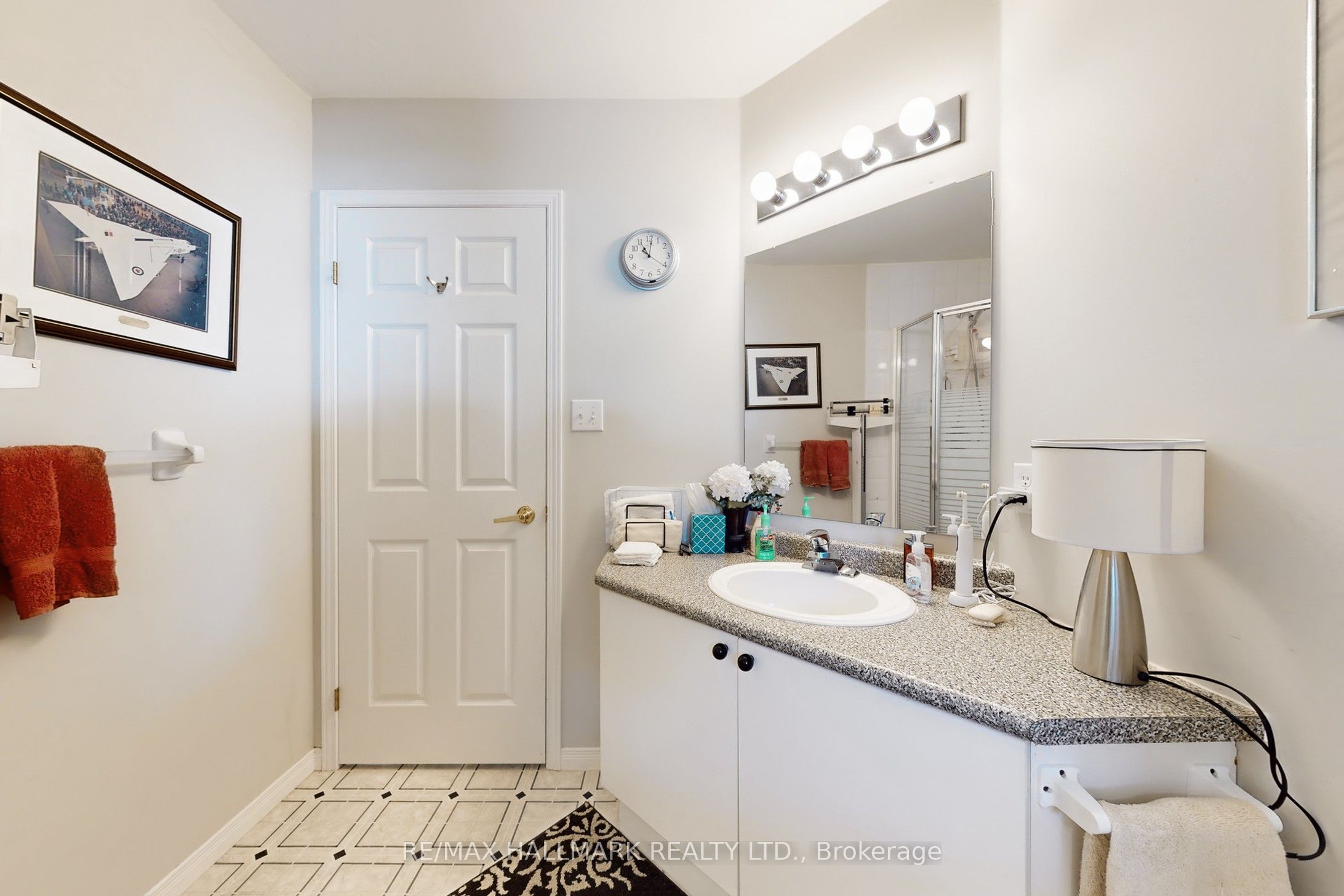 8 Greenfield Place Property Photo 22