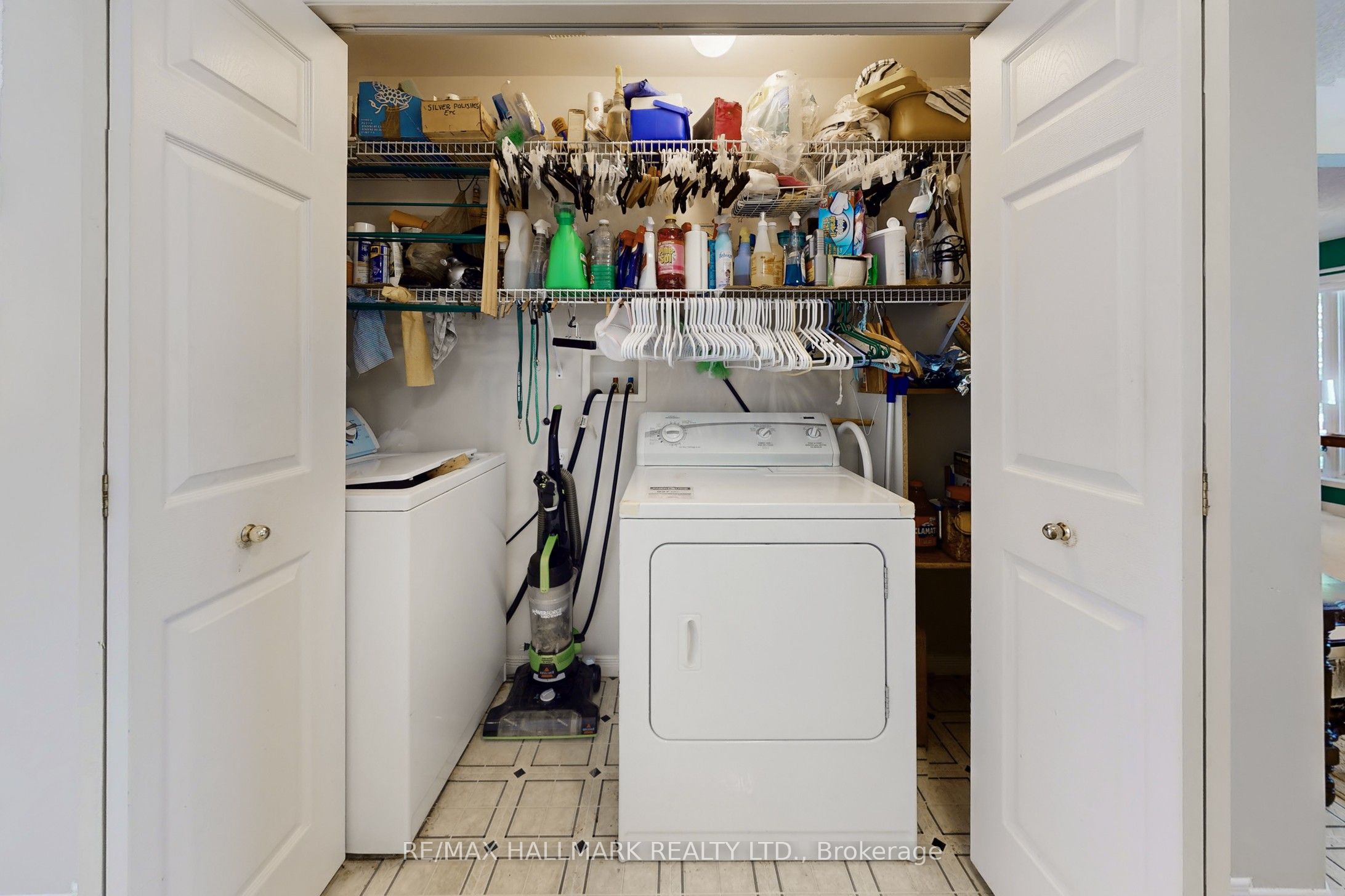 8 Greenfield Place Property Photo 24