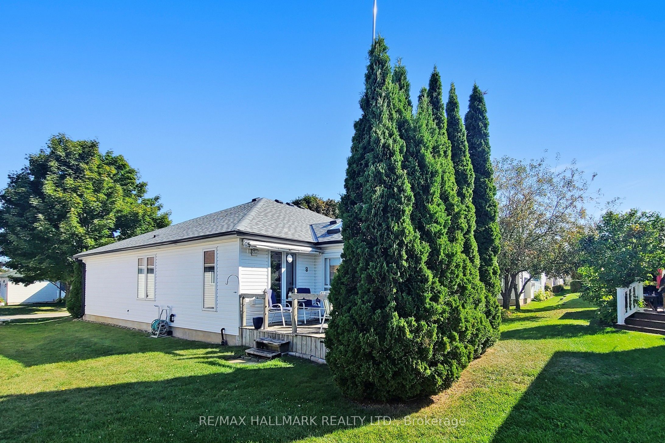 8 Greenfield Place Property Photo 34