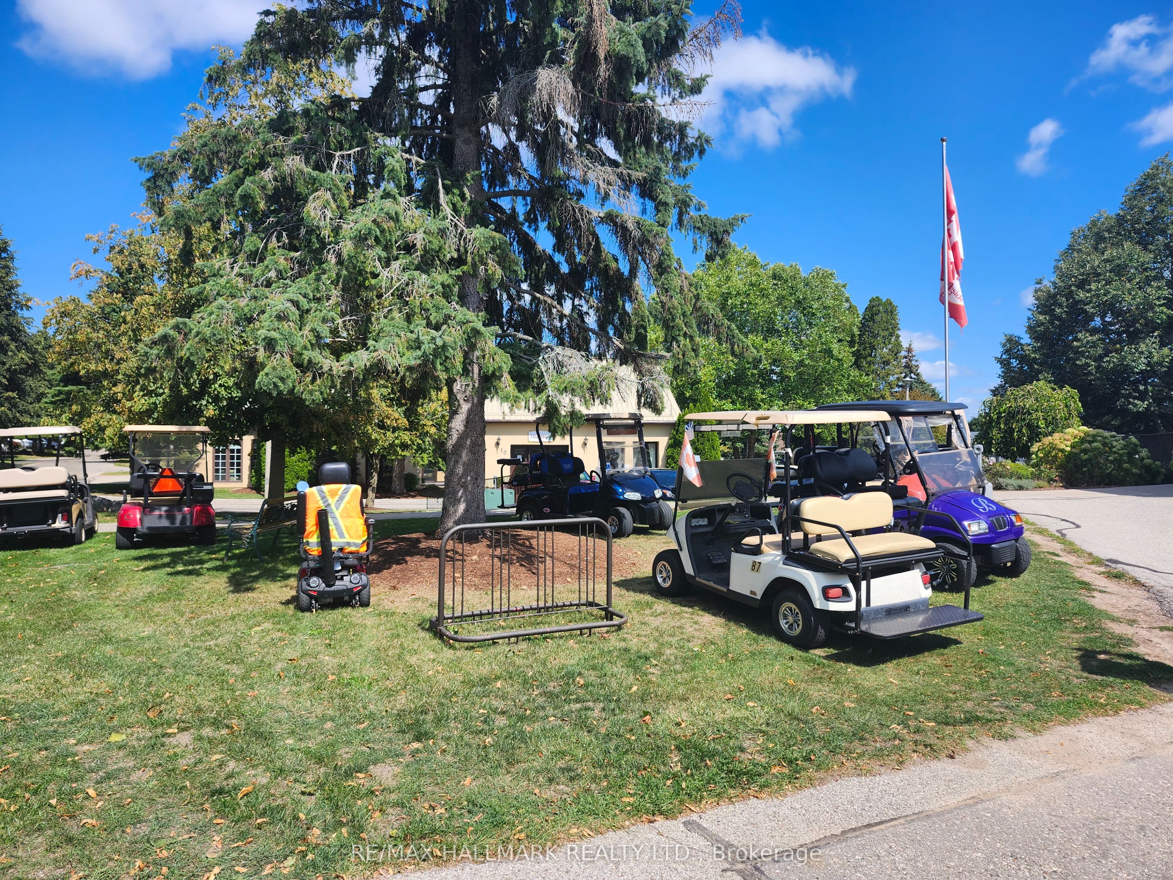 8 Greenfield Place Property Photo 39