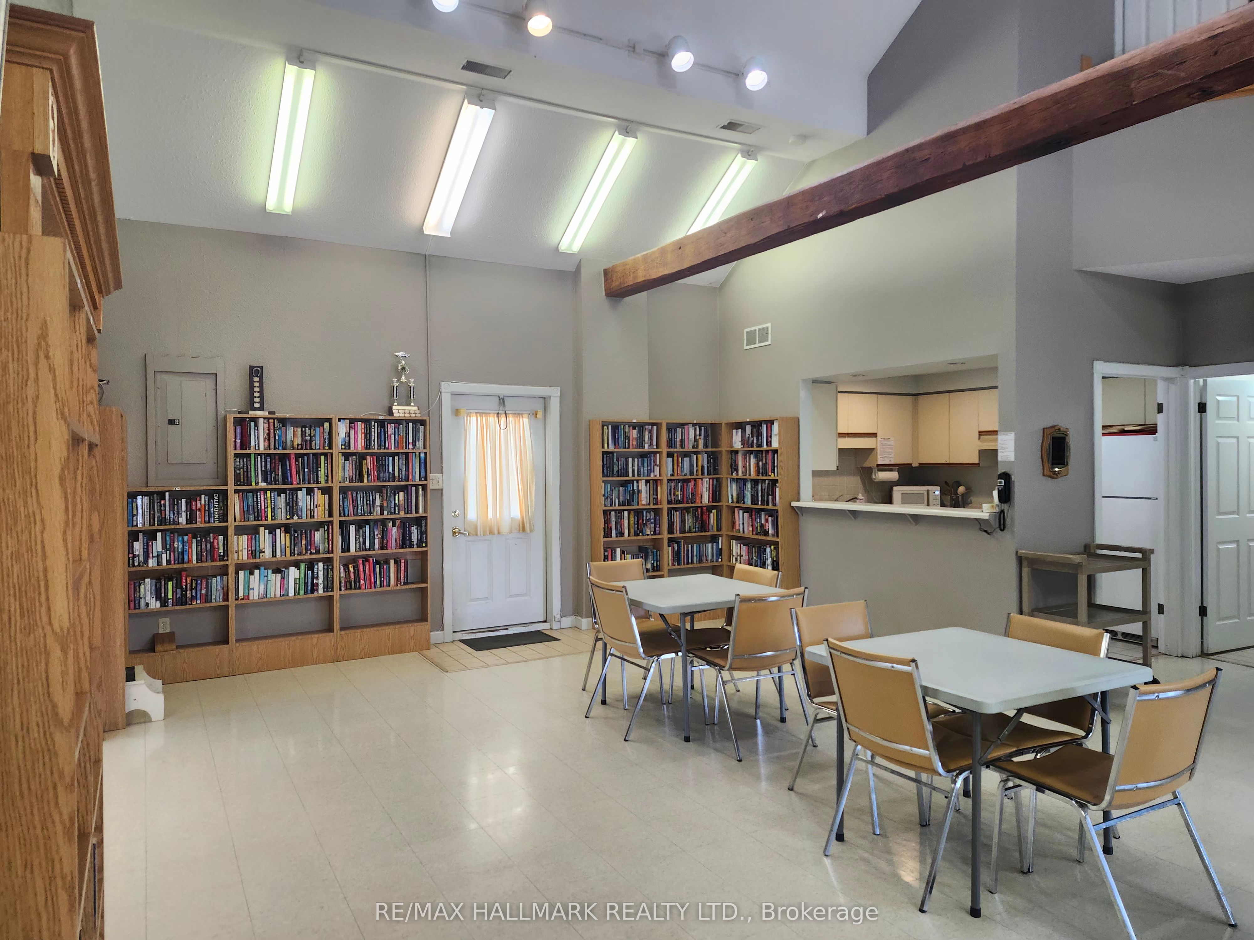 8 Greenfield Place Property Photo 44