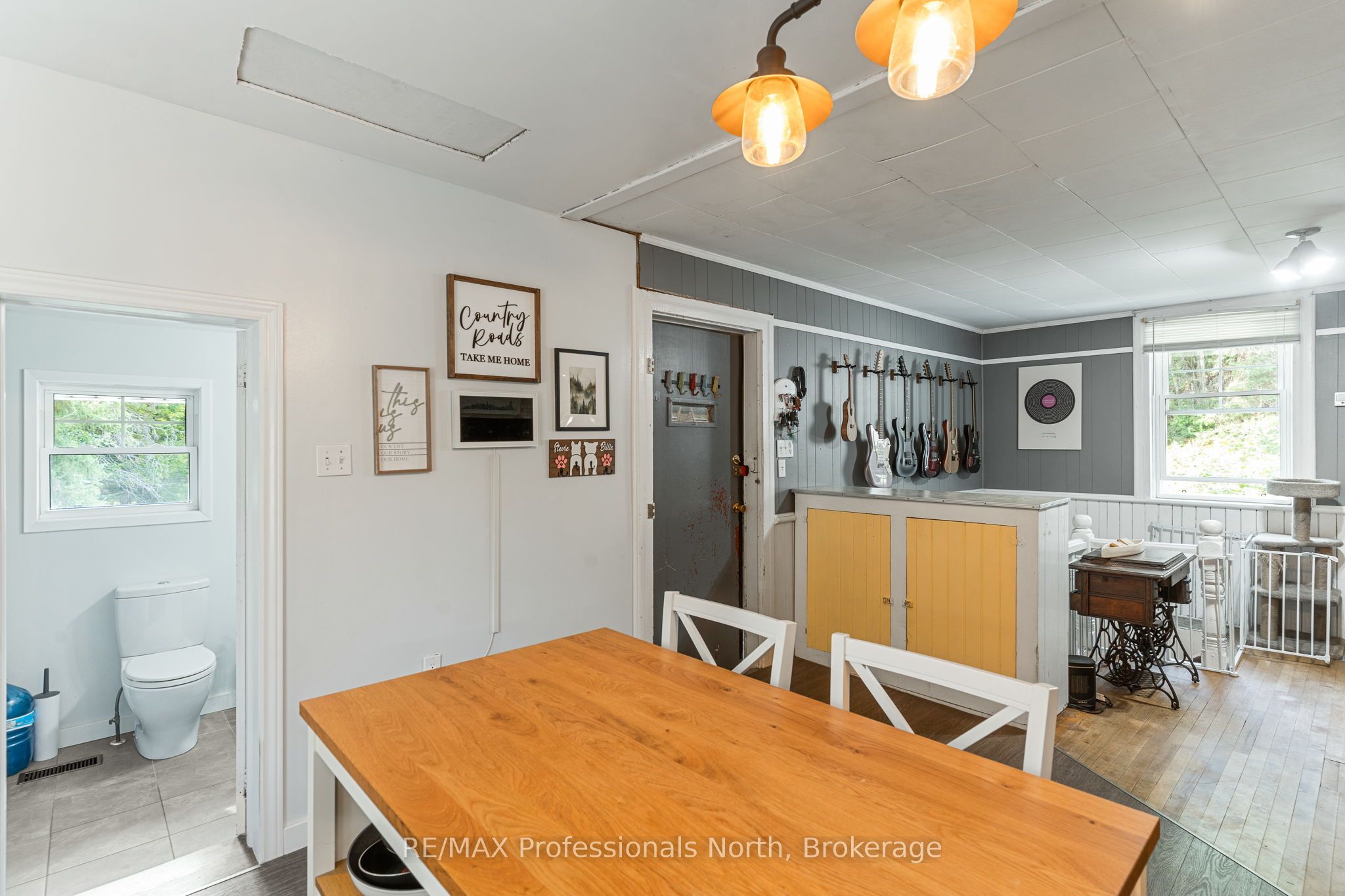 9357 Highway 118 Highway Property Photo 9