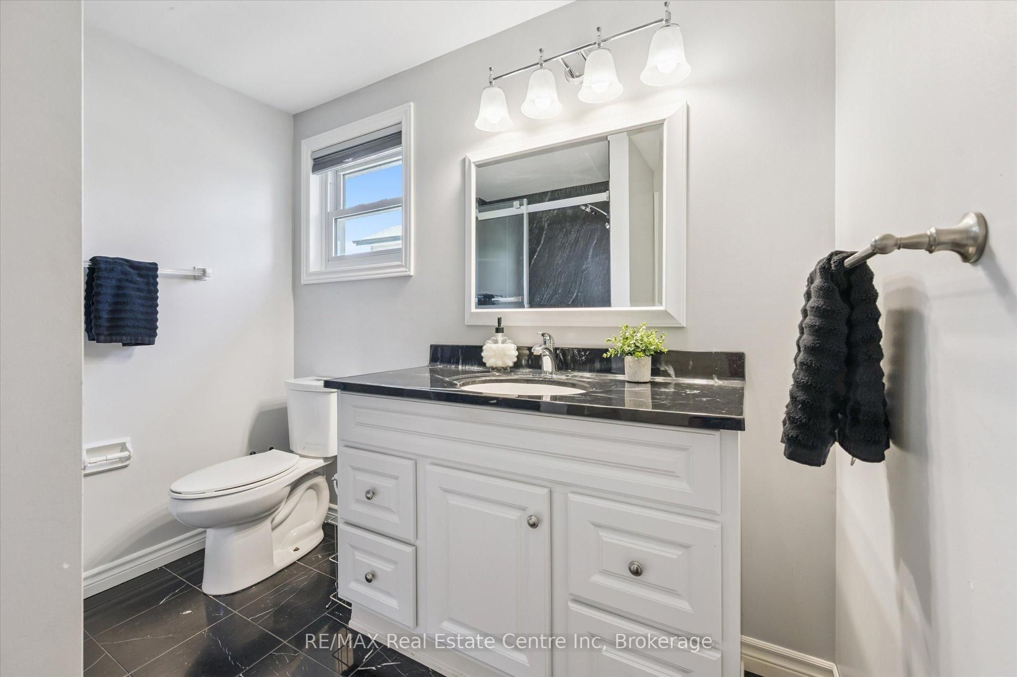 158 Barnicke Drive Property Photo 11