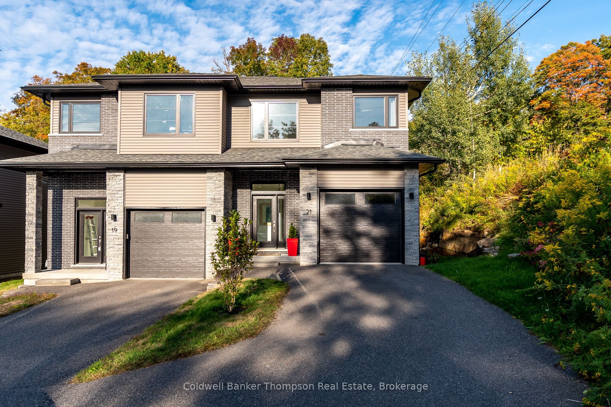 21 Cascade Lane Property Photo 1