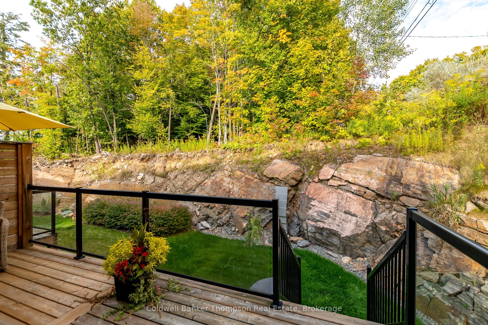 21 Cascade Lane Property Photo 18