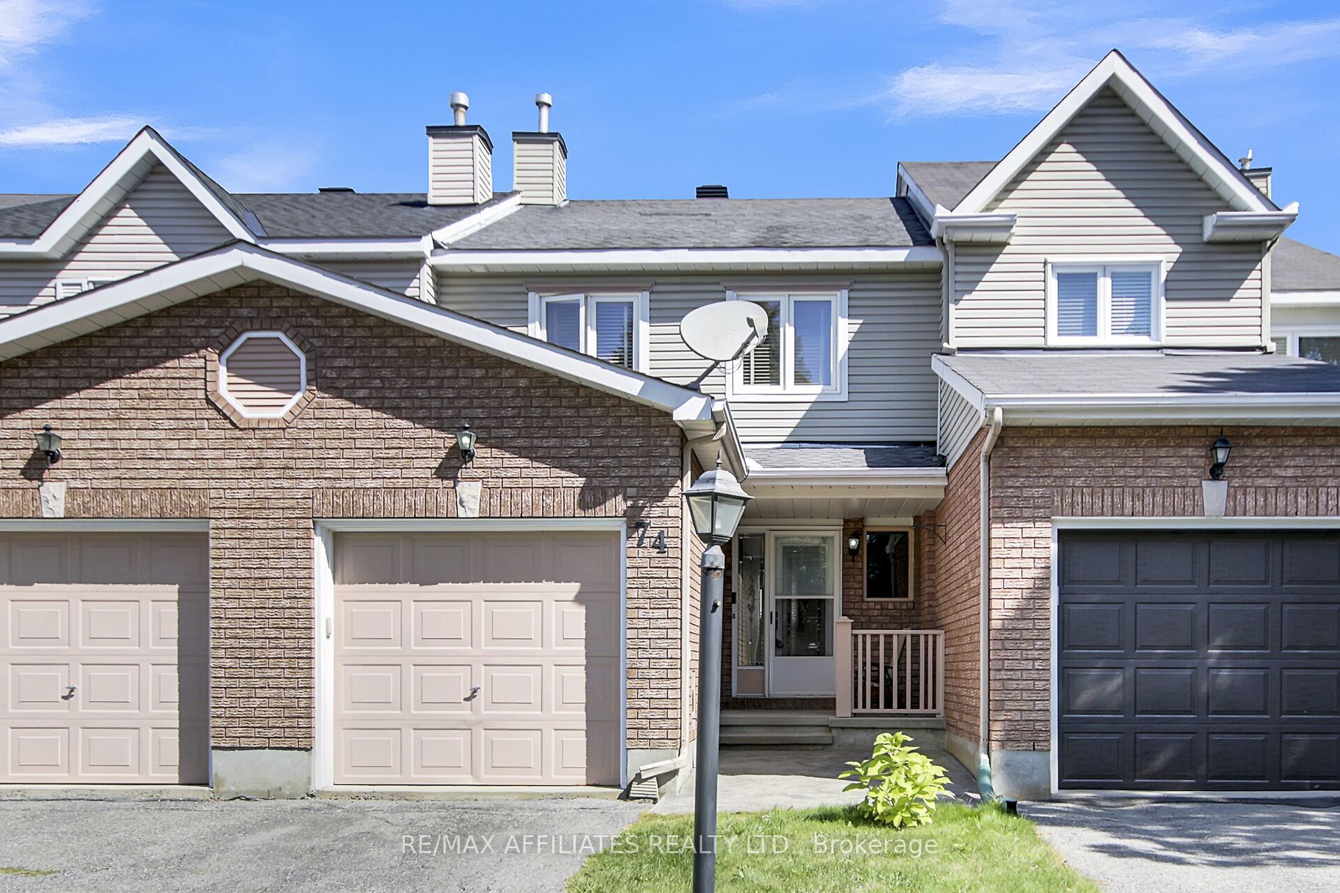 74 Markland Crescent Property Photo 1