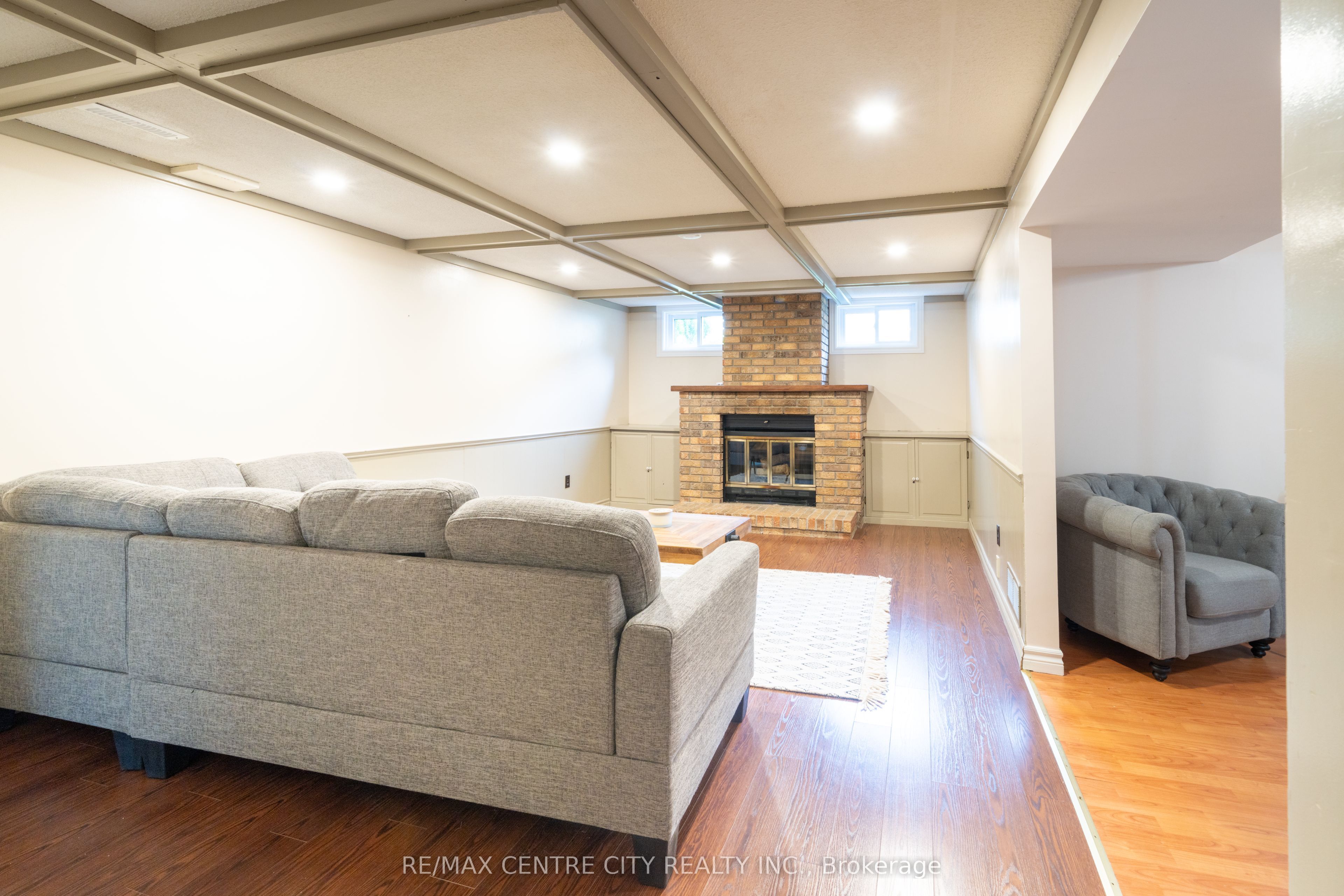 1431 Stoneybrook Crescent Property Photo 18