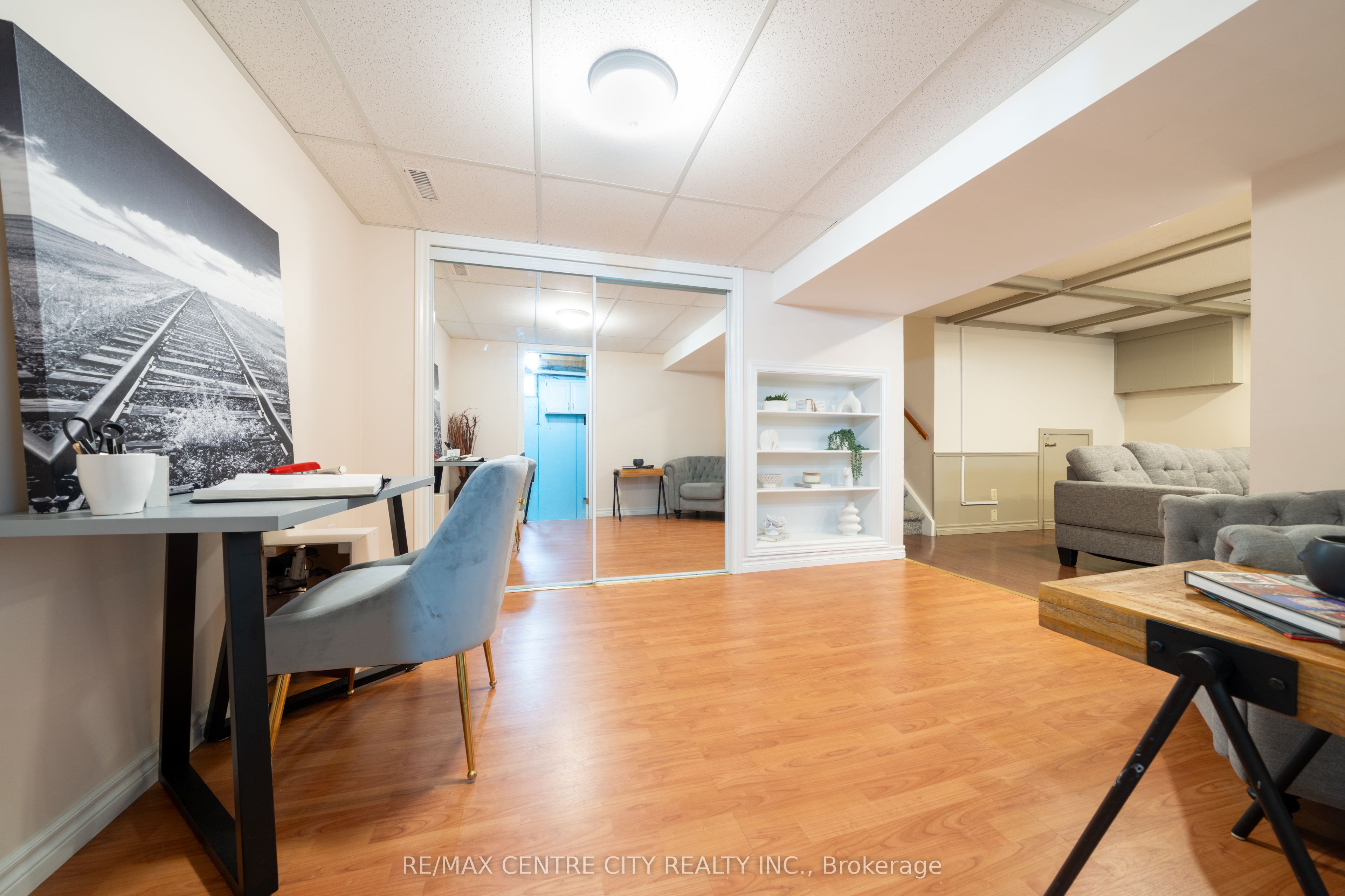 1431 Stoneybrook Crescent Property Photo 25