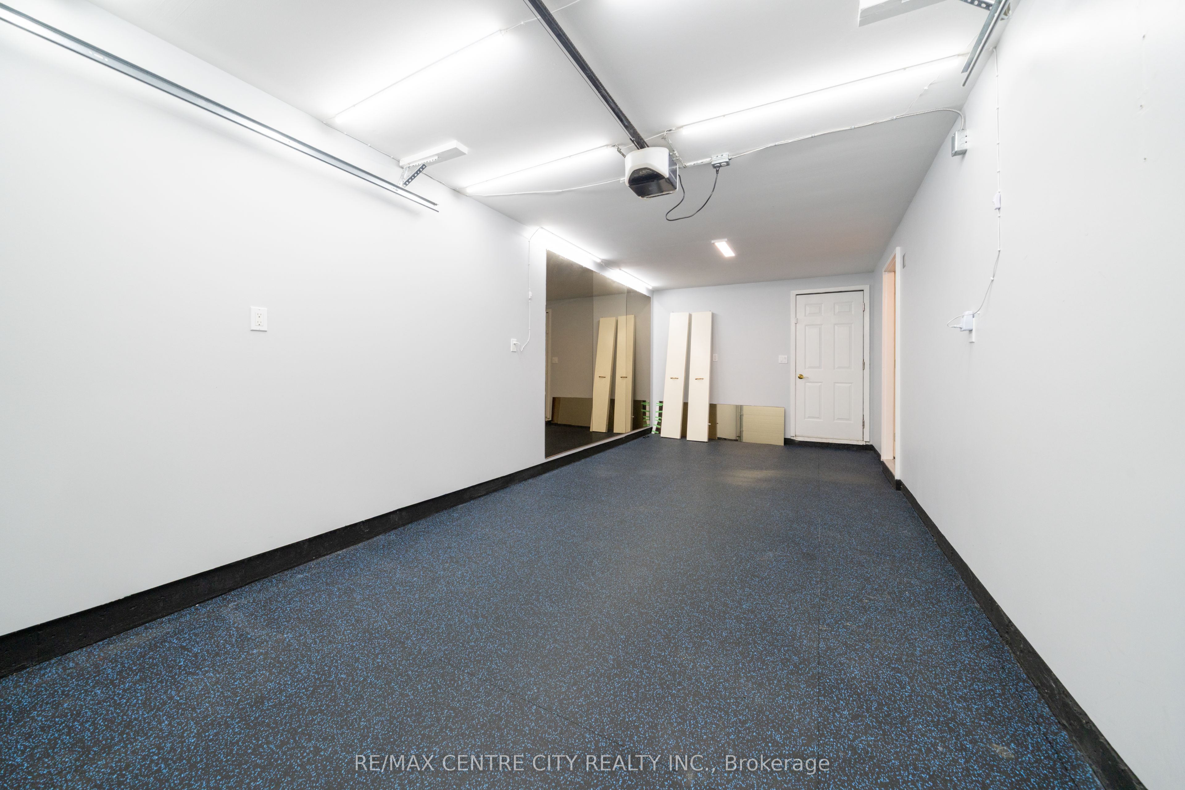 1431 Stoneybrook Crescent Property Photo 26