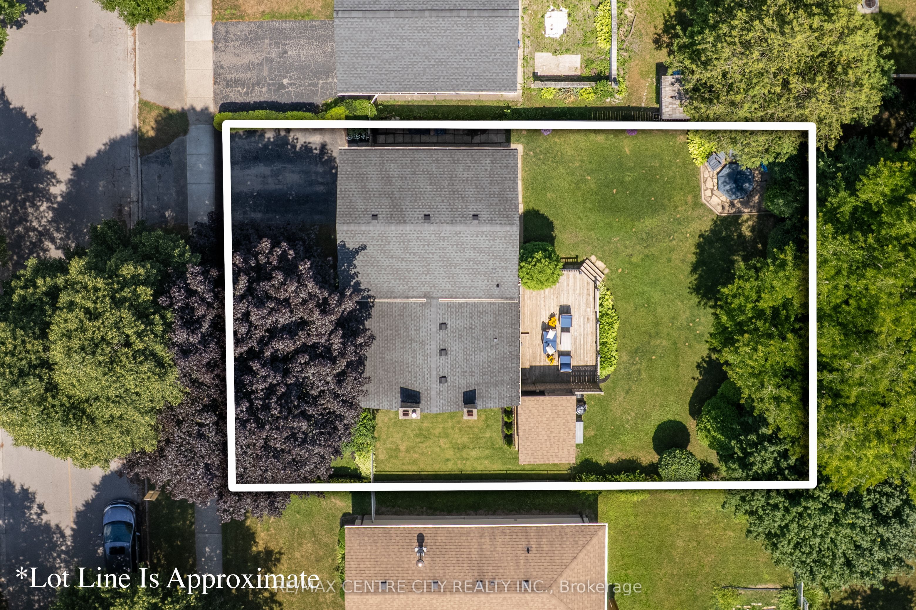 1431 Stoneybrook Crescent Property Photo 29