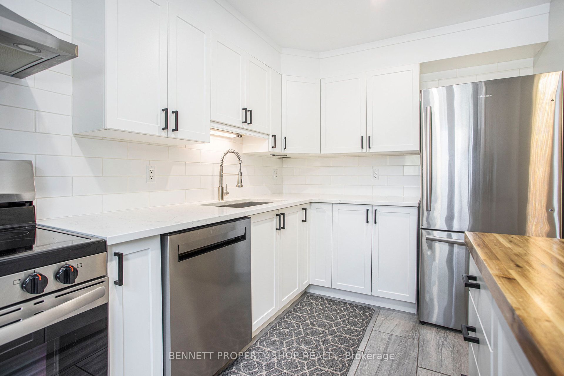 1642 Du Sommet Place 77 Property Photo 7