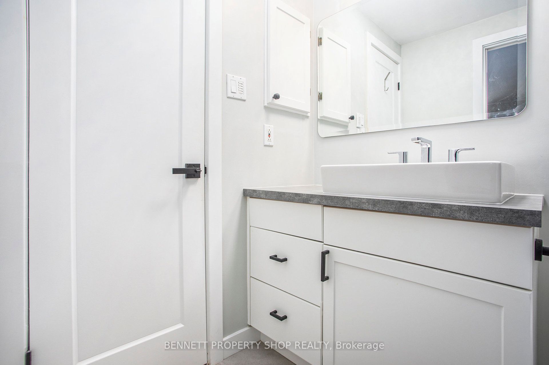 1642 Du Sommet Place 77 Property Photo 15