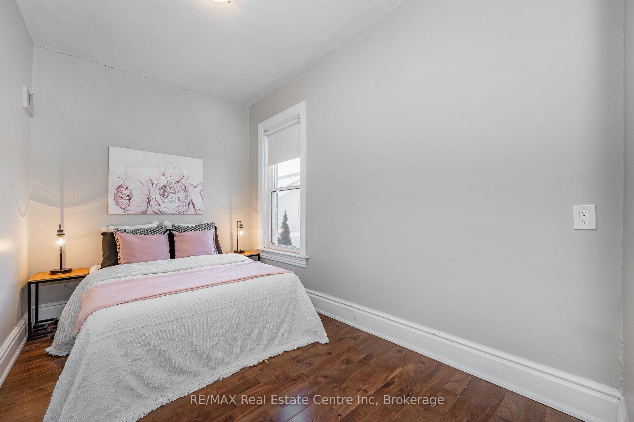 103 Surrey Street E Property Photo 10