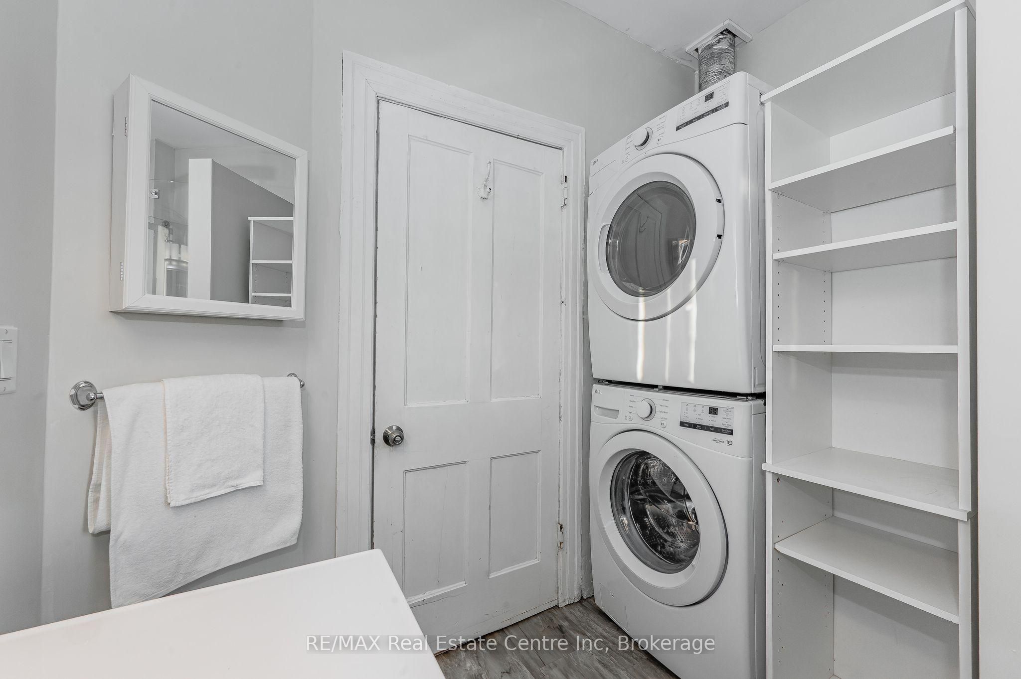 103 Surrey Street E Property Photo 15