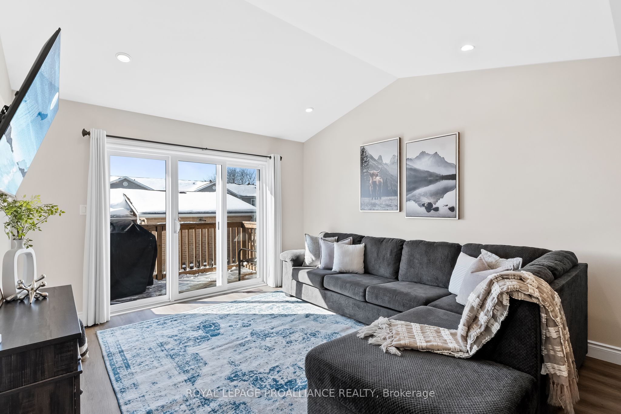 6 Ferris Court Property Photo 8