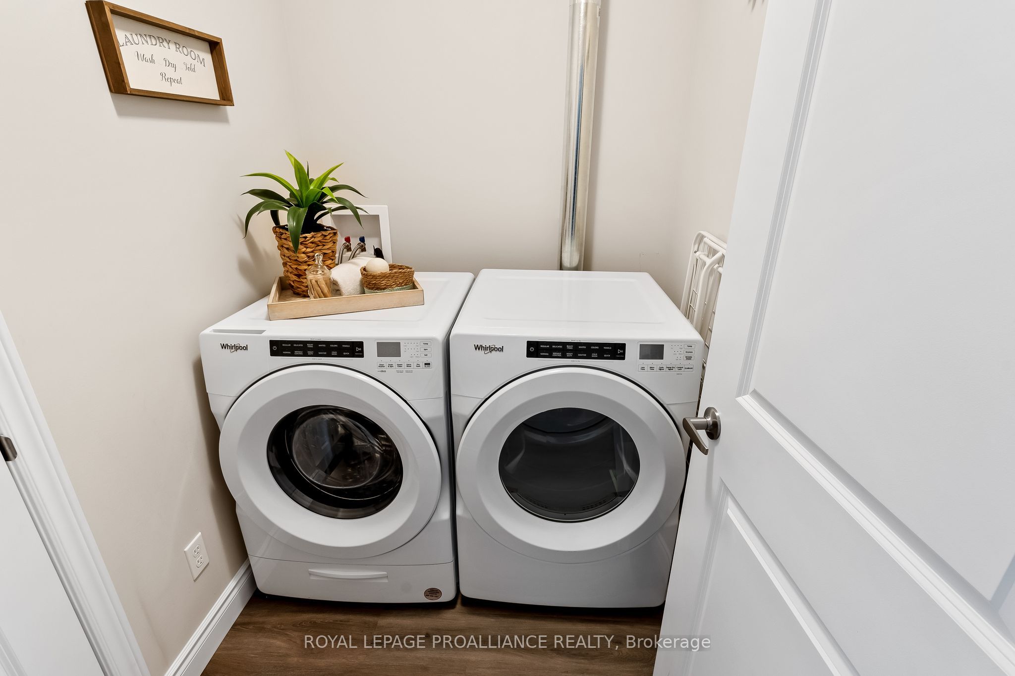 6 Ferris Court Property Photo 16