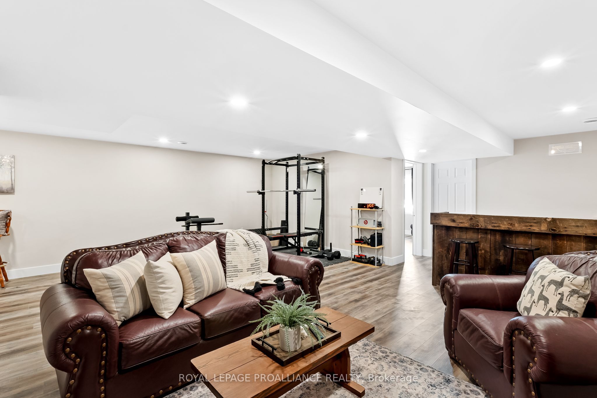 6 Ferris Court Property Photo 22