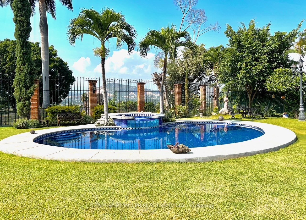 37 Cerrada Vista Hermosa Property Photo 39