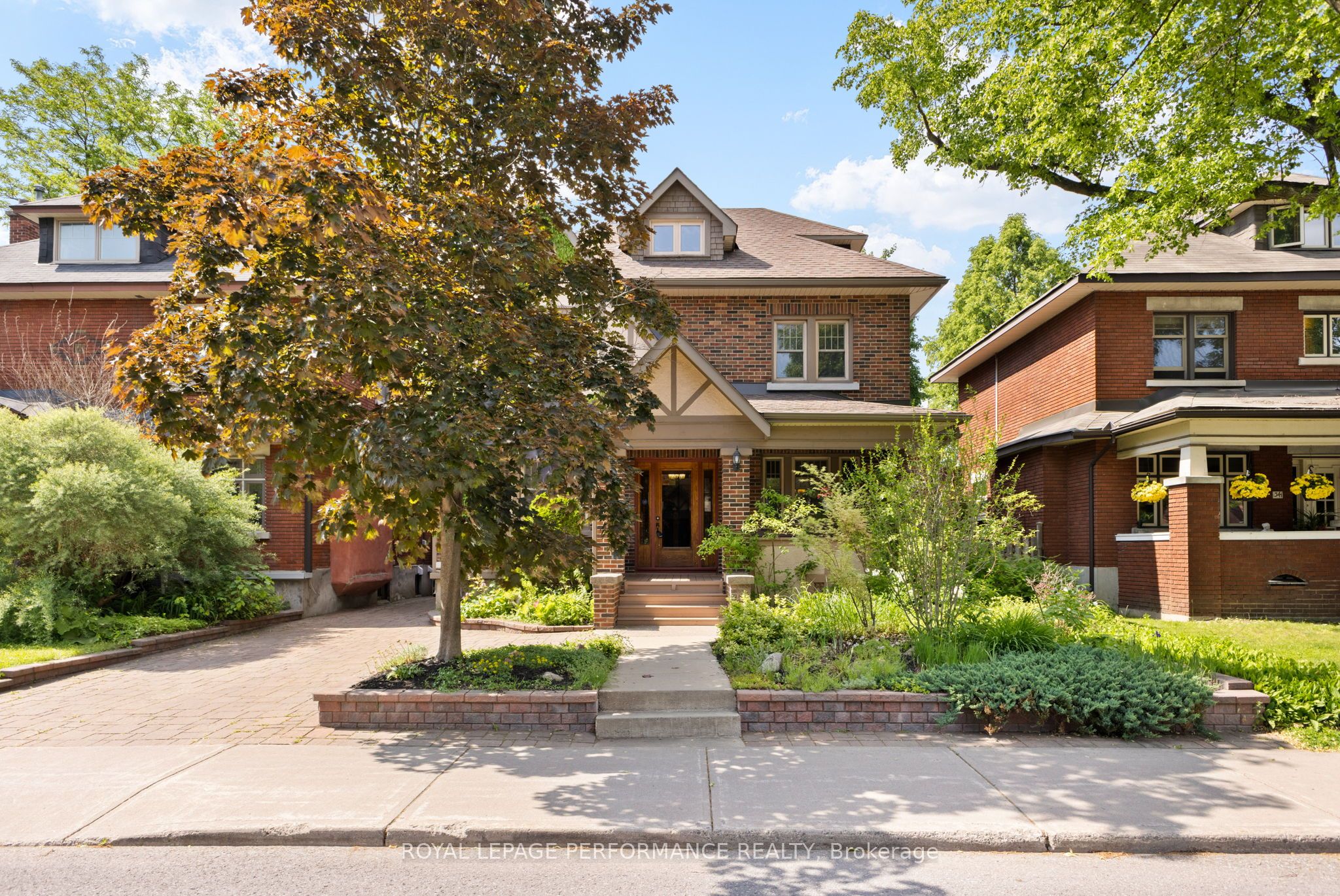 345 Third Avenue Property Photo