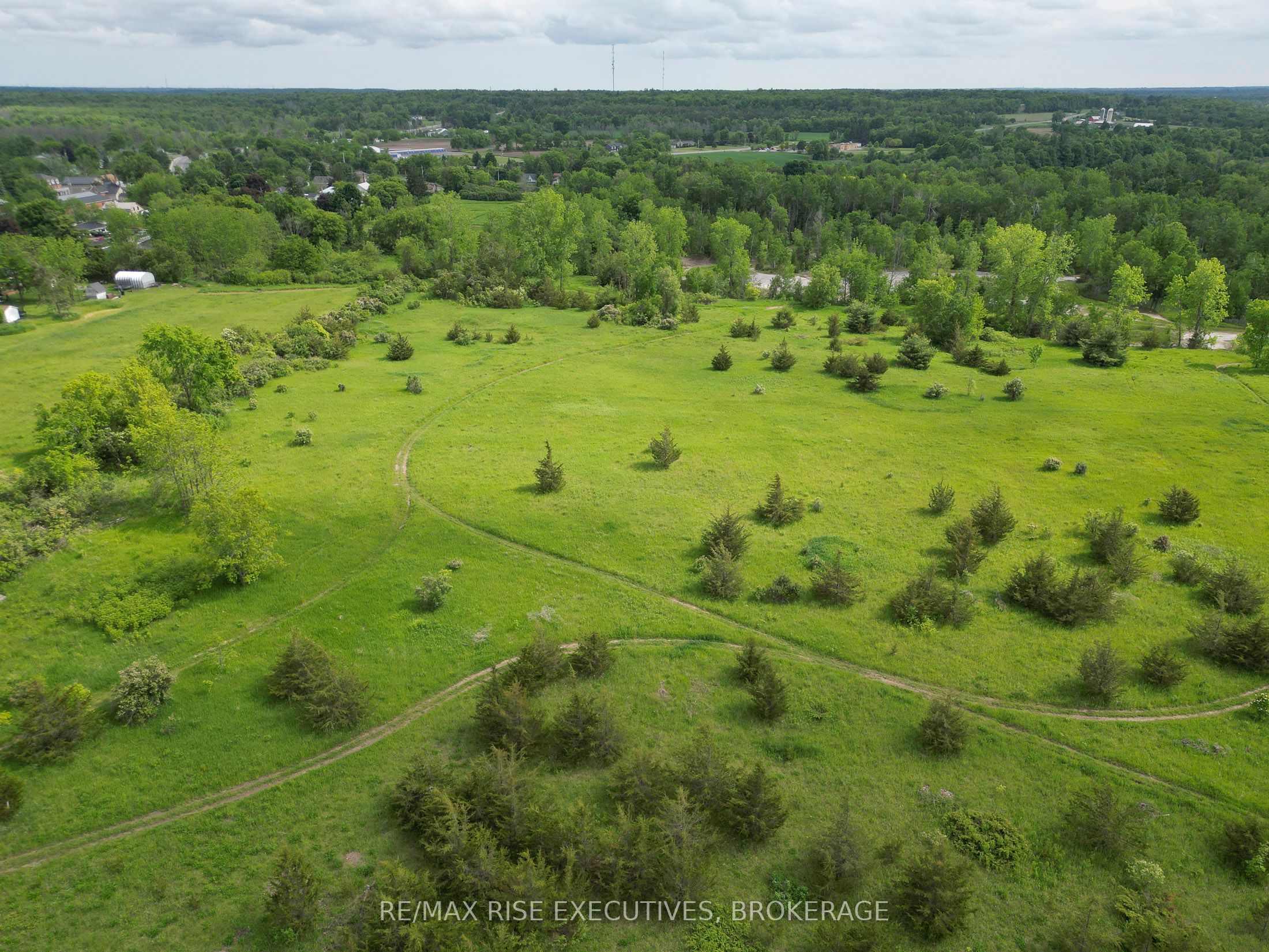 Pt Lt 7-8 Notre Dame Street Property Photo 7