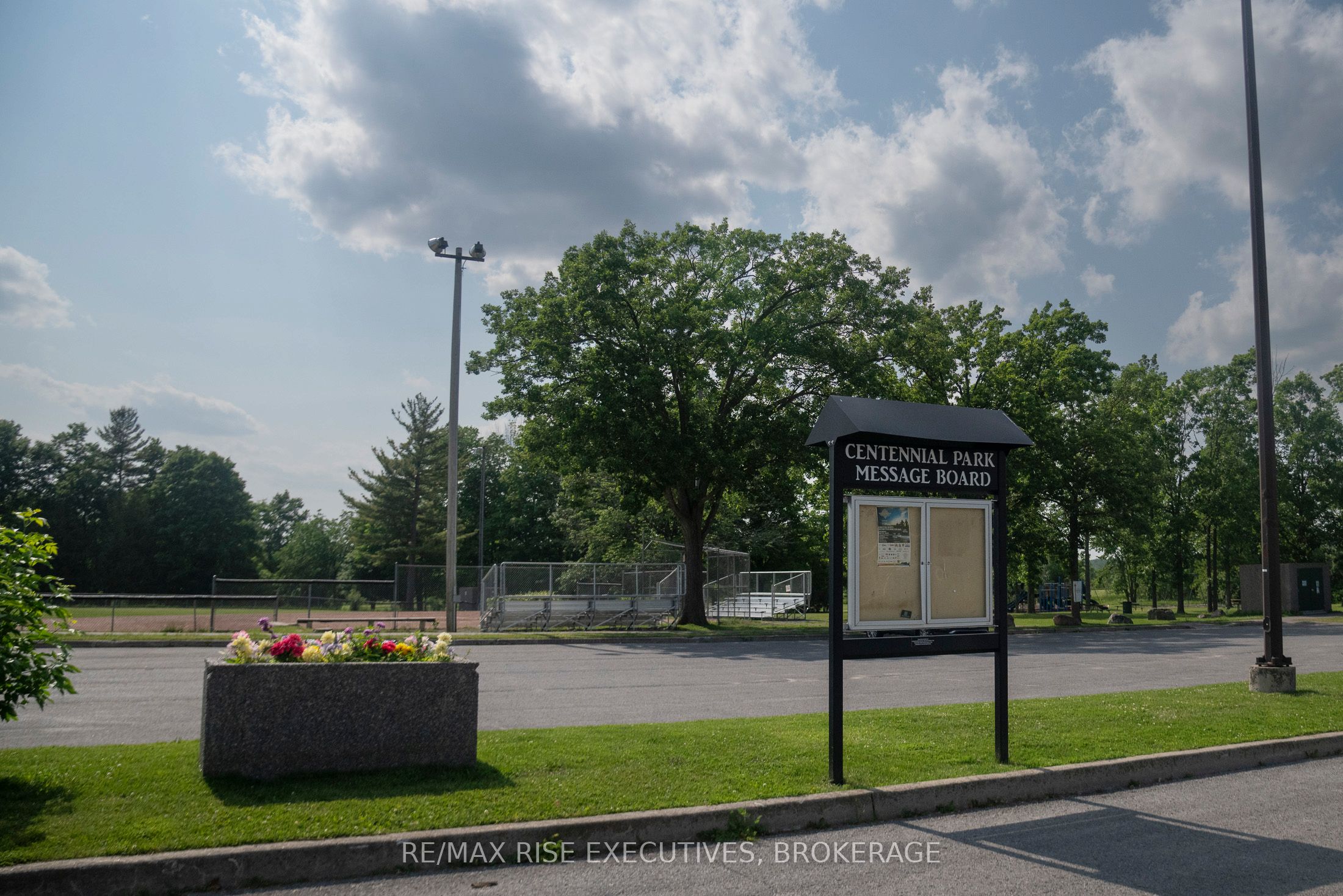 Pt Lt 7-8 Notre Dame Street Property Photo 9