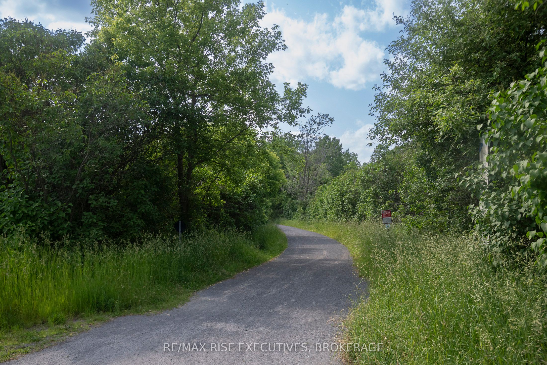 Pt Lt 7-8 Notre Dame Street Property Photo 12