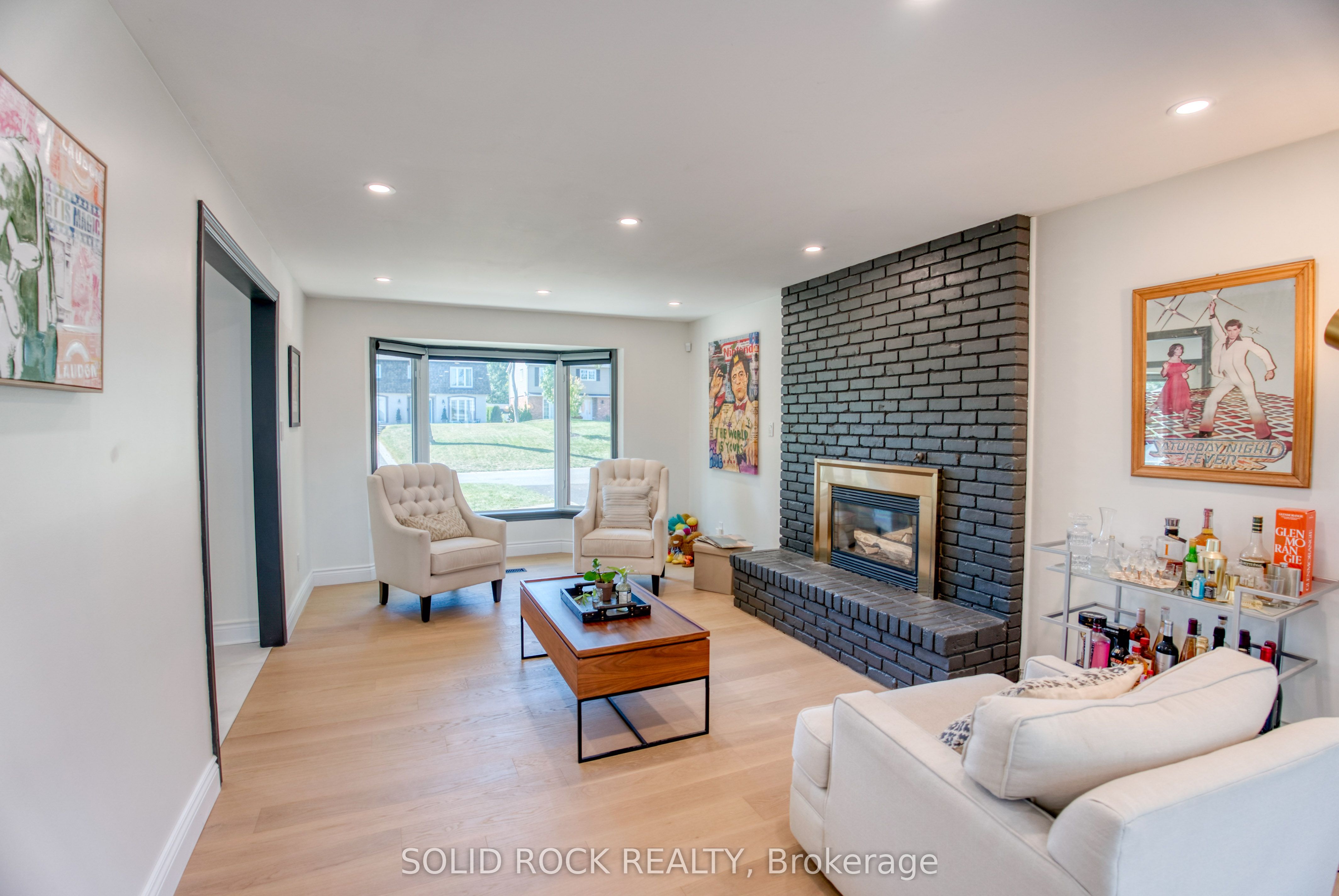 13 Weatherwood Crescent Property Photo 7