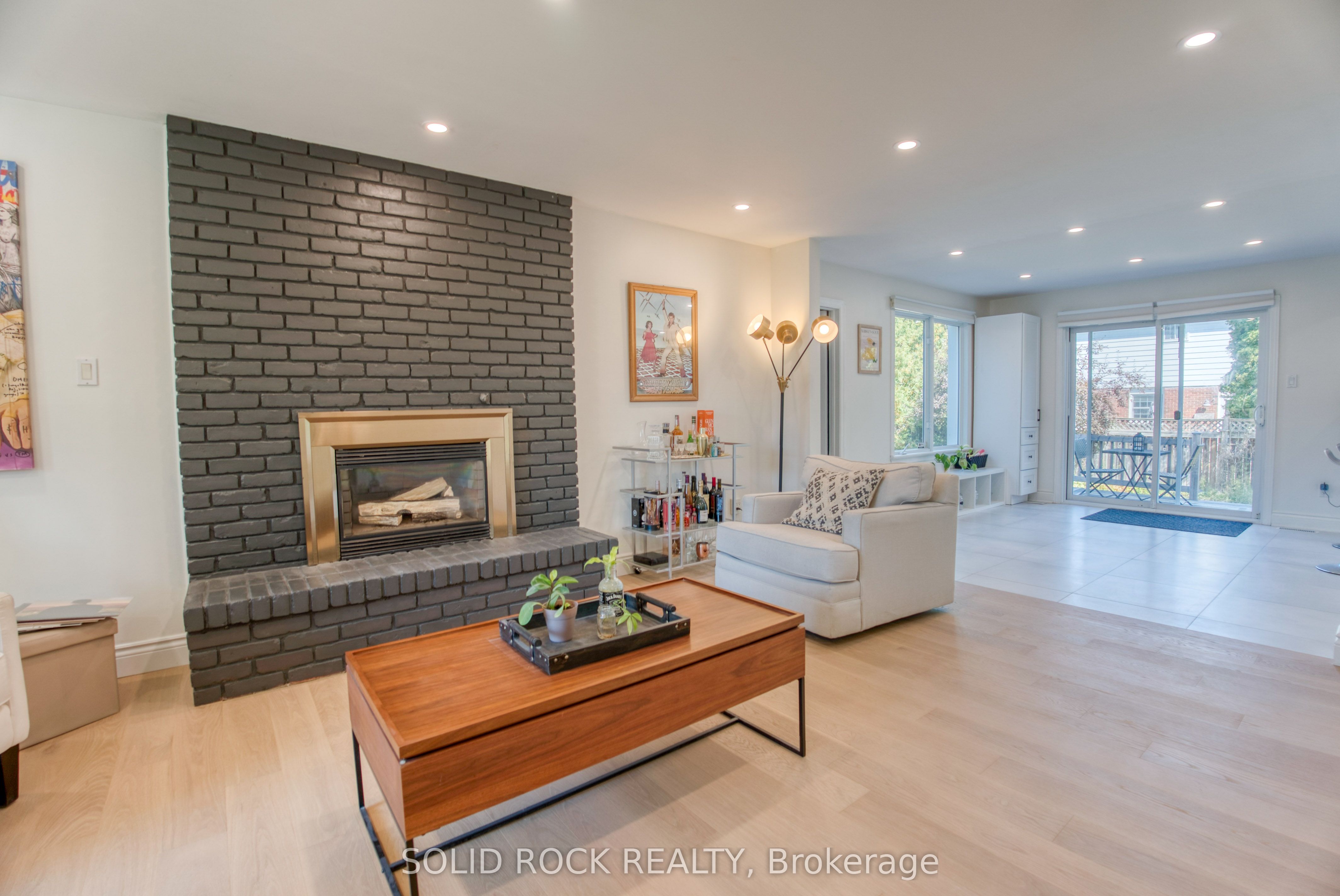 13 Weatherwood Crescent Property Photo 9