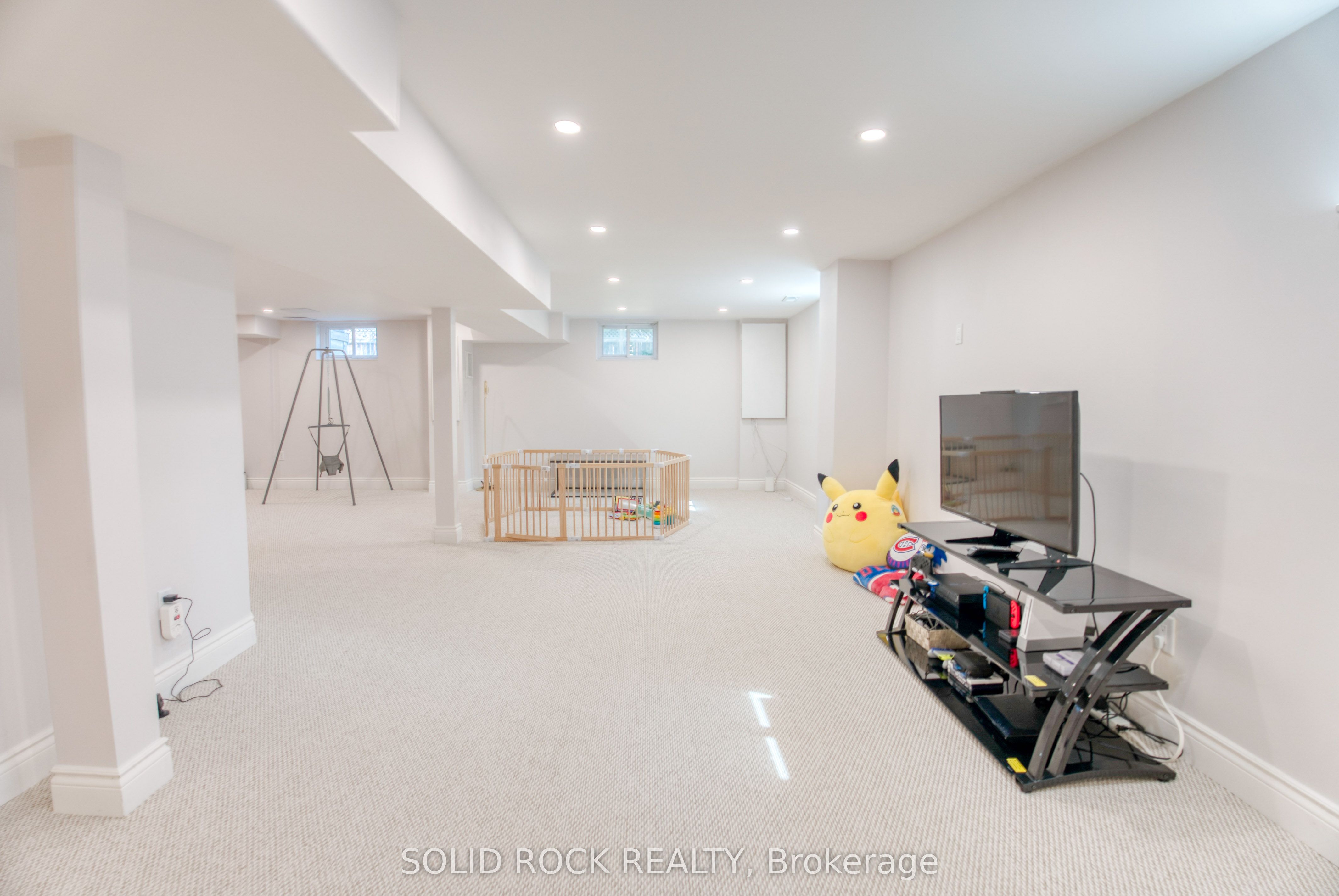 13 Weatherwood Crescent Property Photo 30