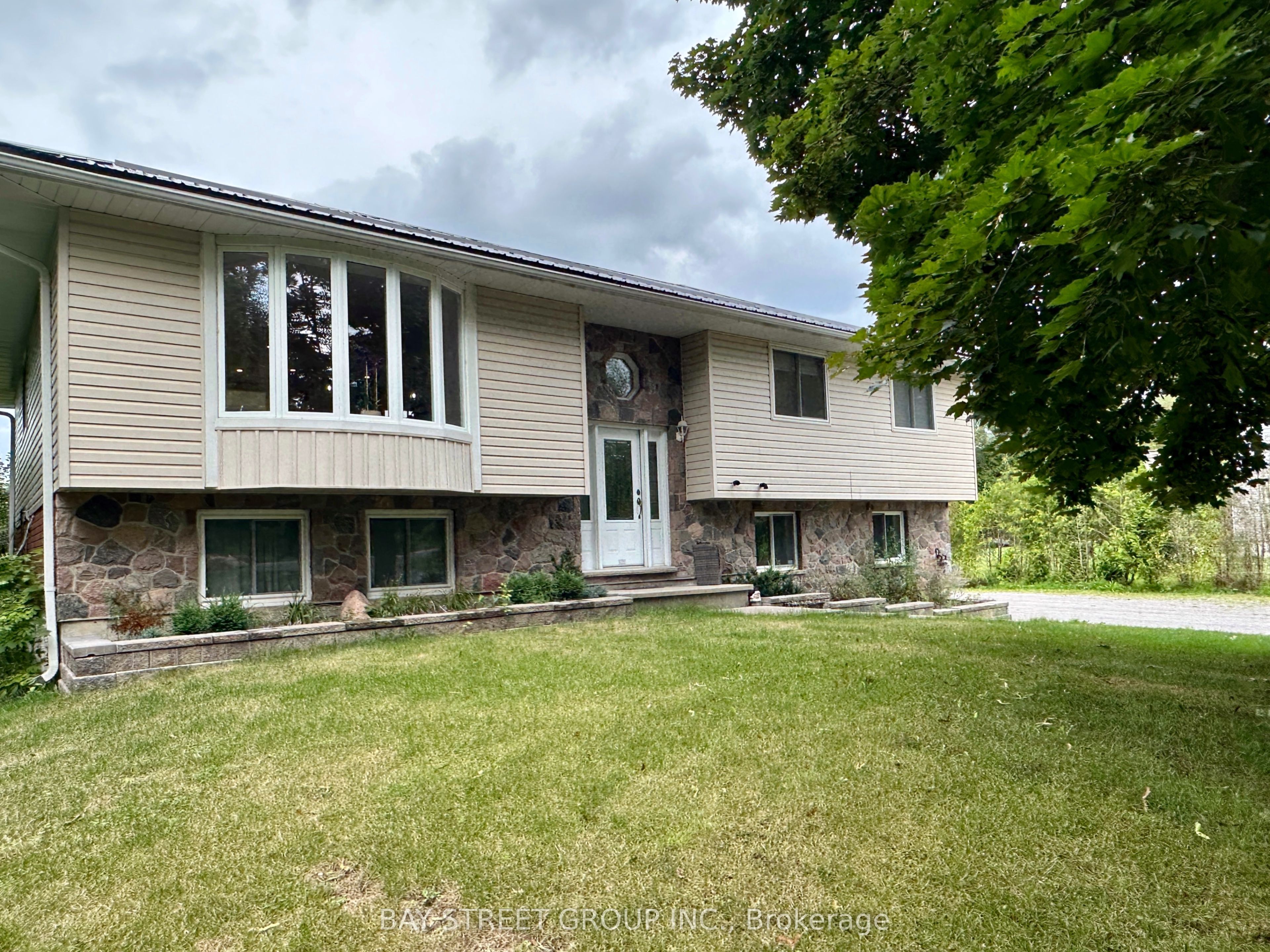 5173 Rice Lake Drive N Property Photo 4