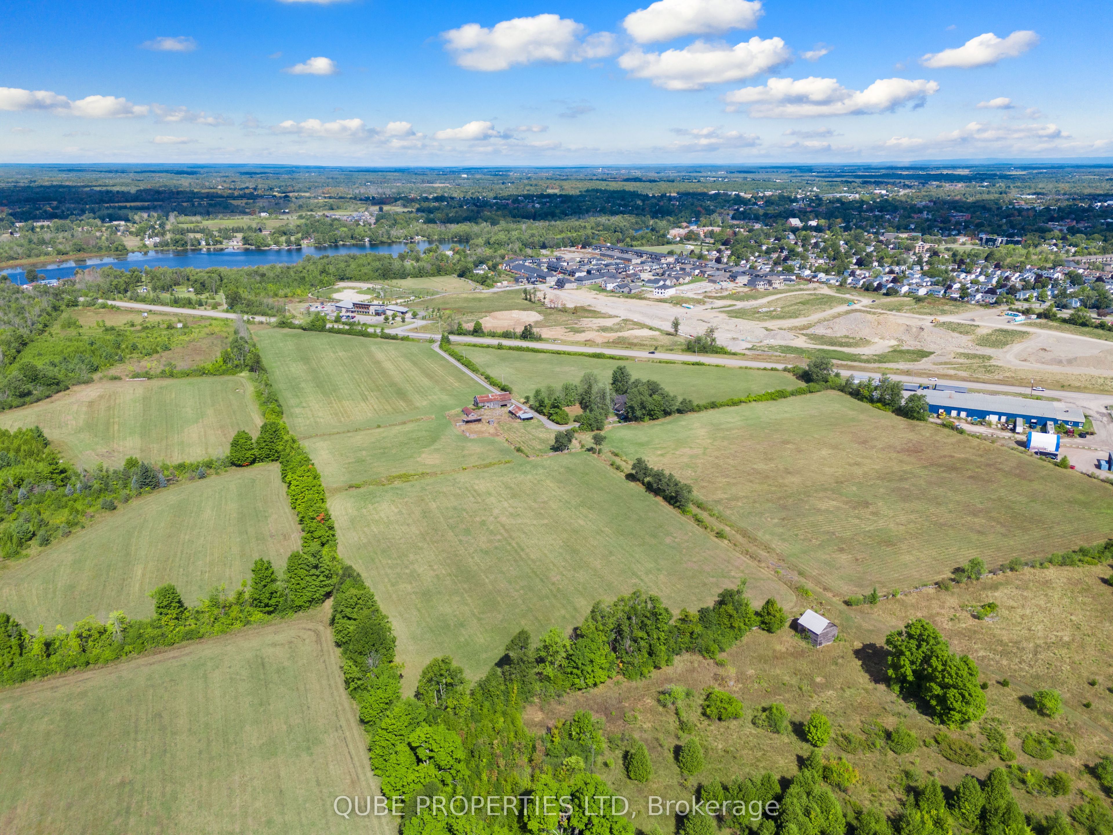 10951 Highway 7 Property Photo 2