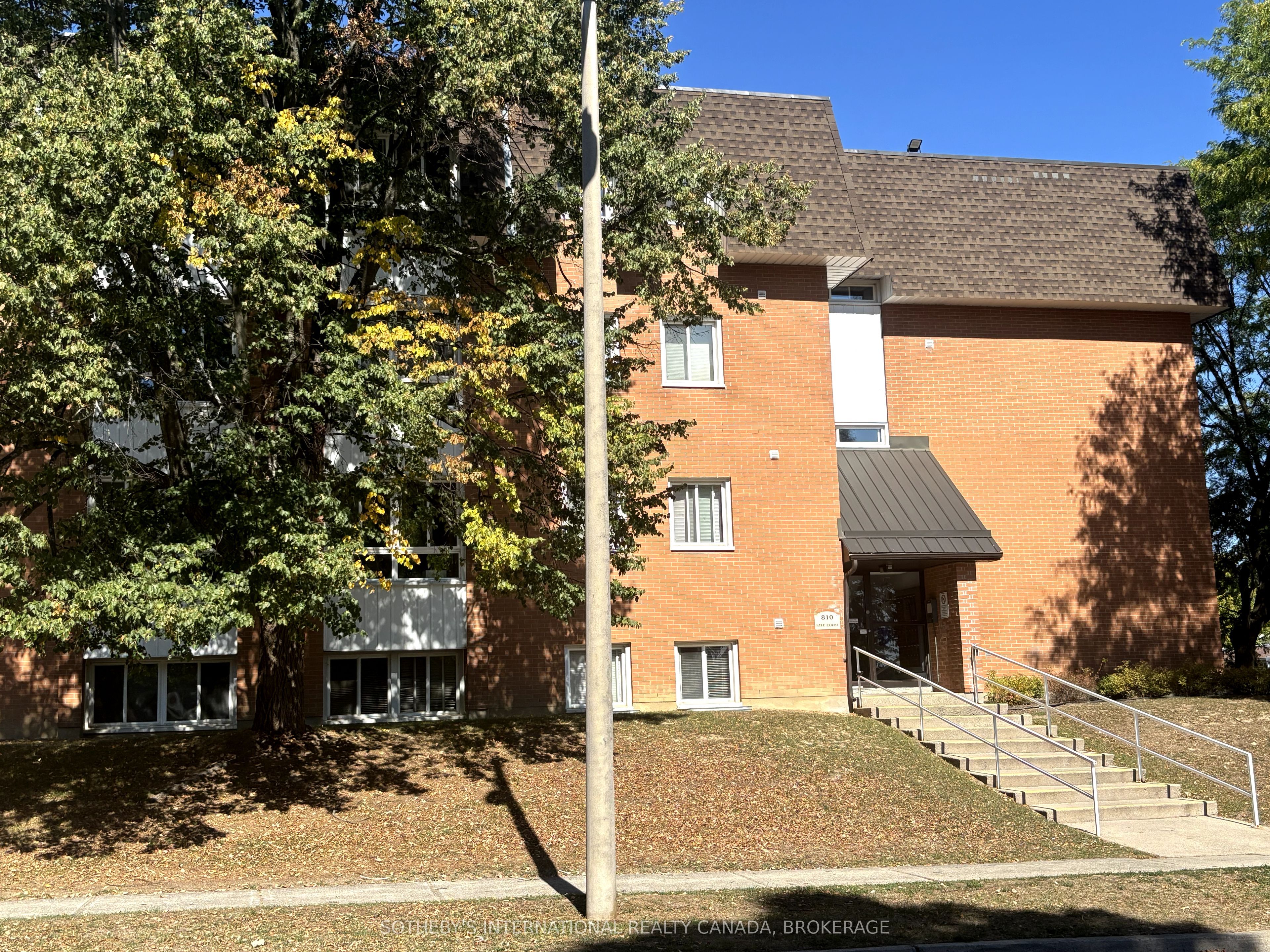 810 Kyle Ct Property Photo 1